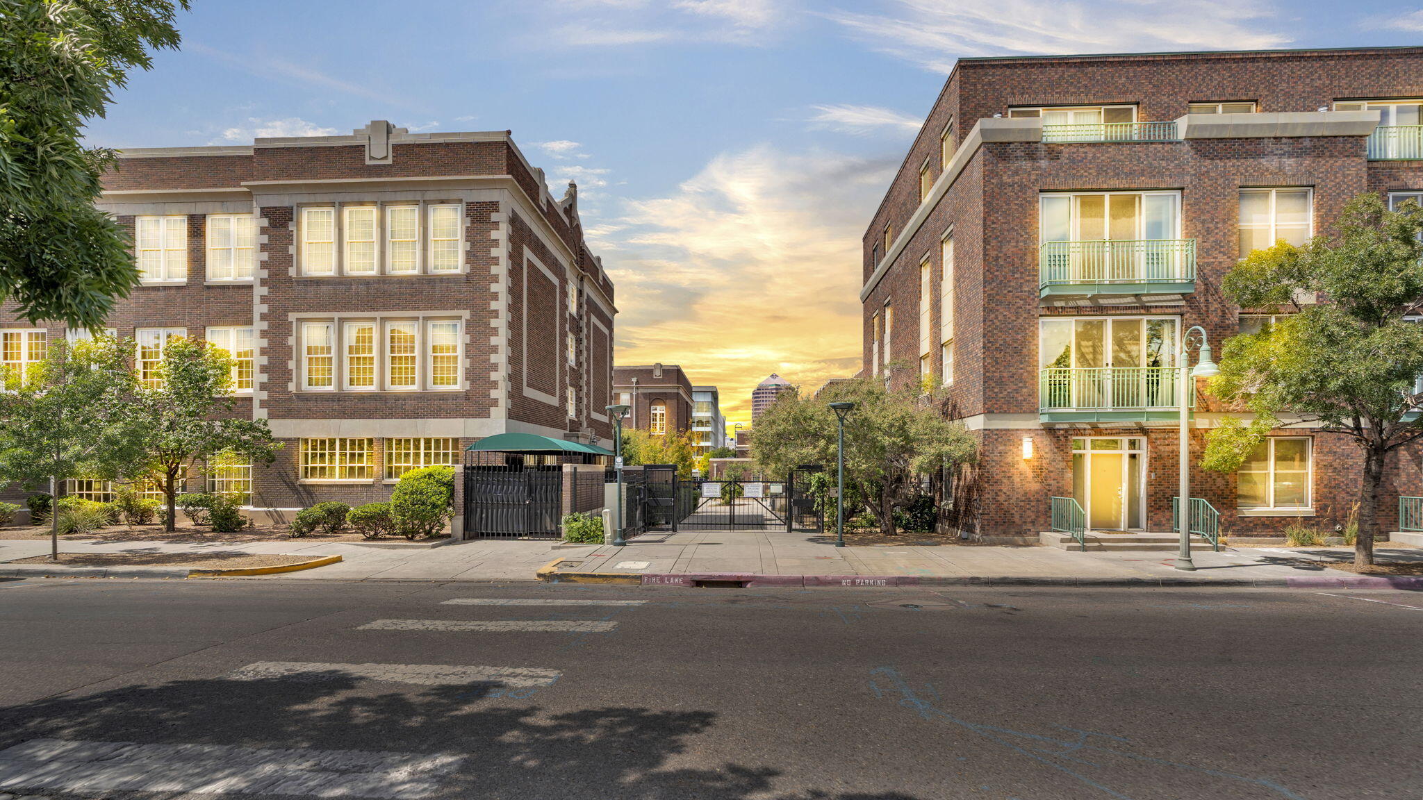 300 TIJERAS Avenue NE 319