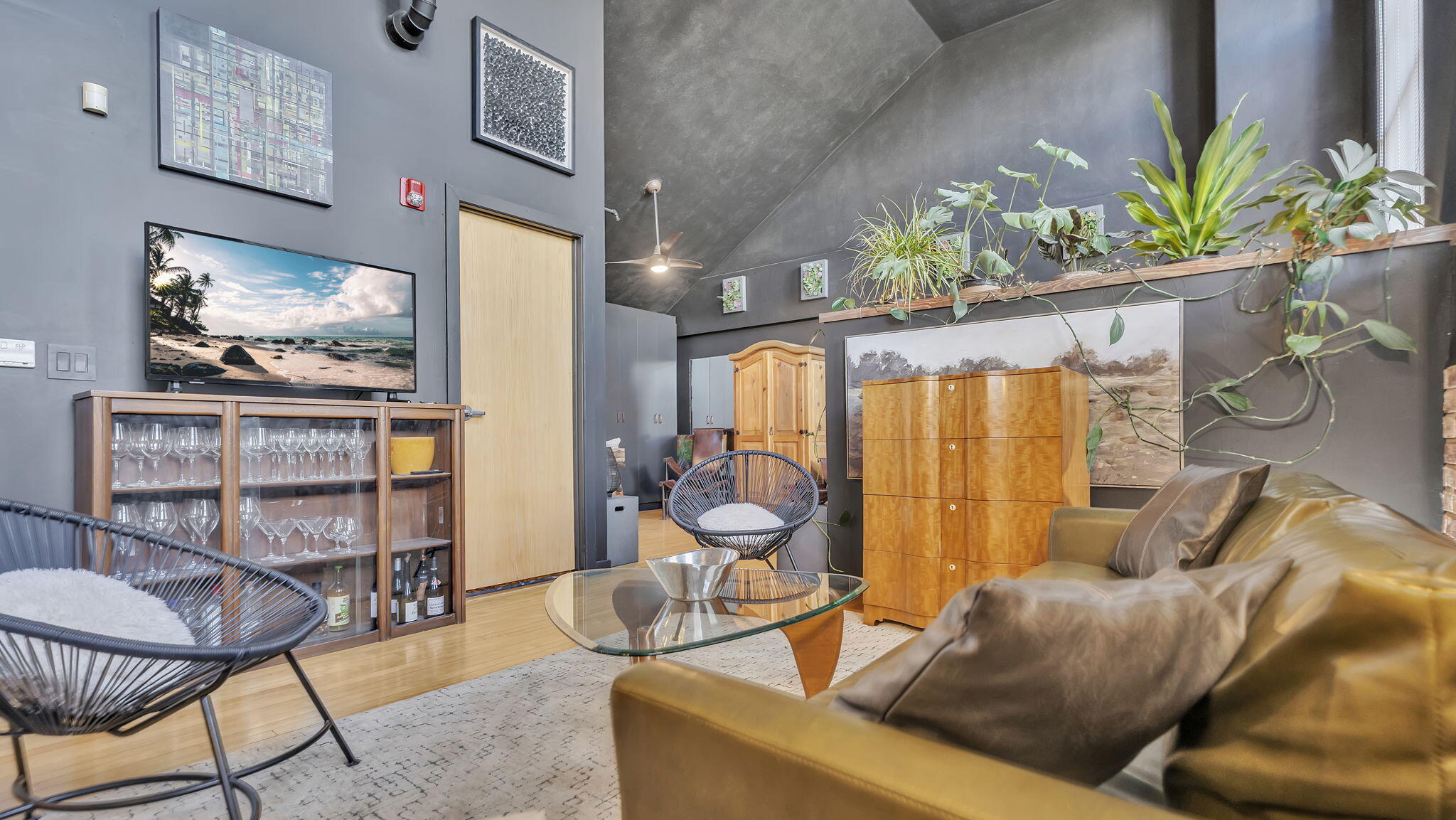 300 TIJERAS Avenue NE 319