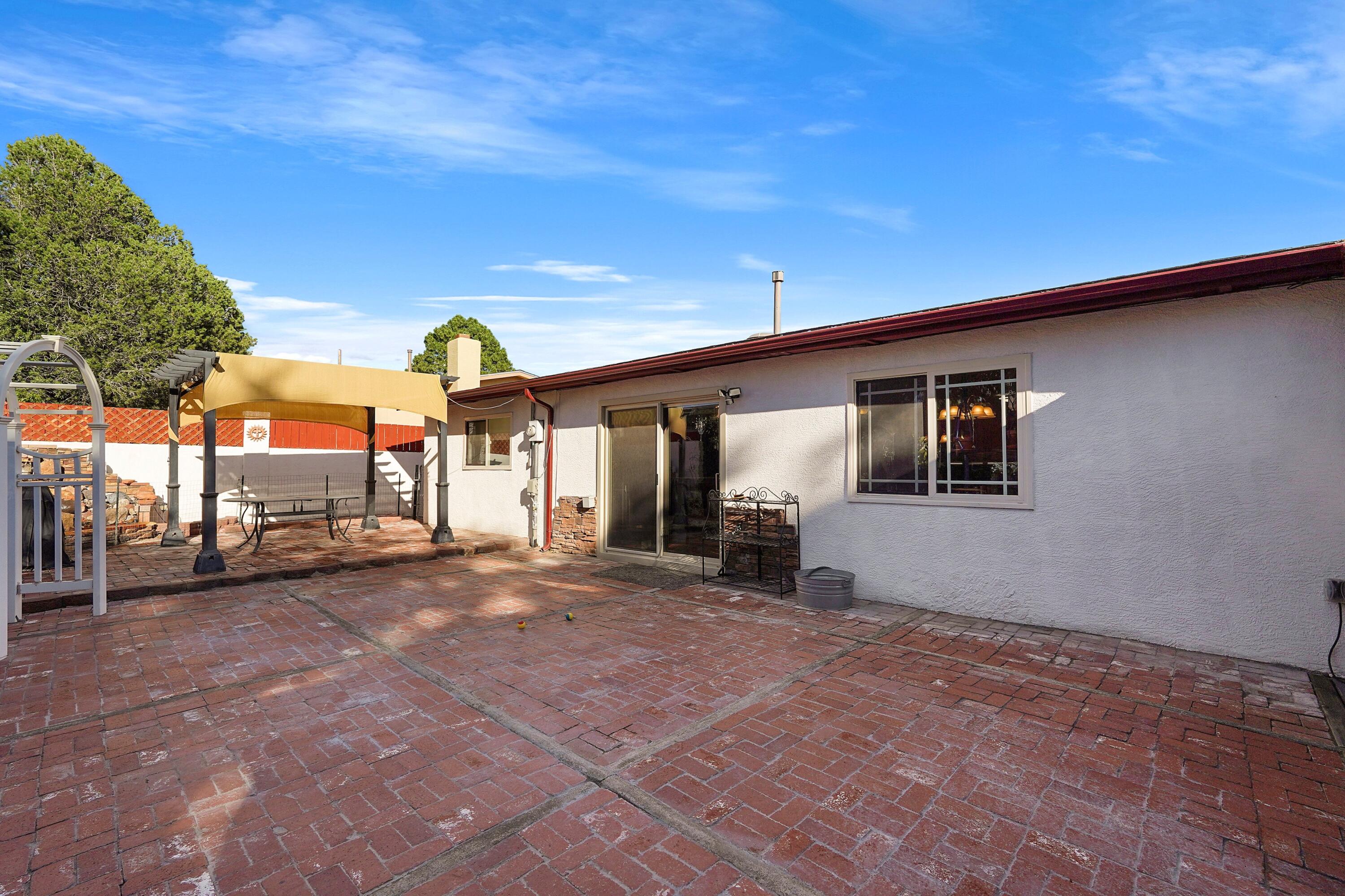 3727 VALERIE Place NE