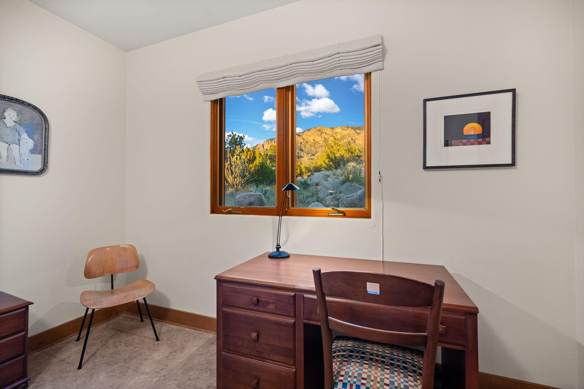 348 White Oaks Drive NE