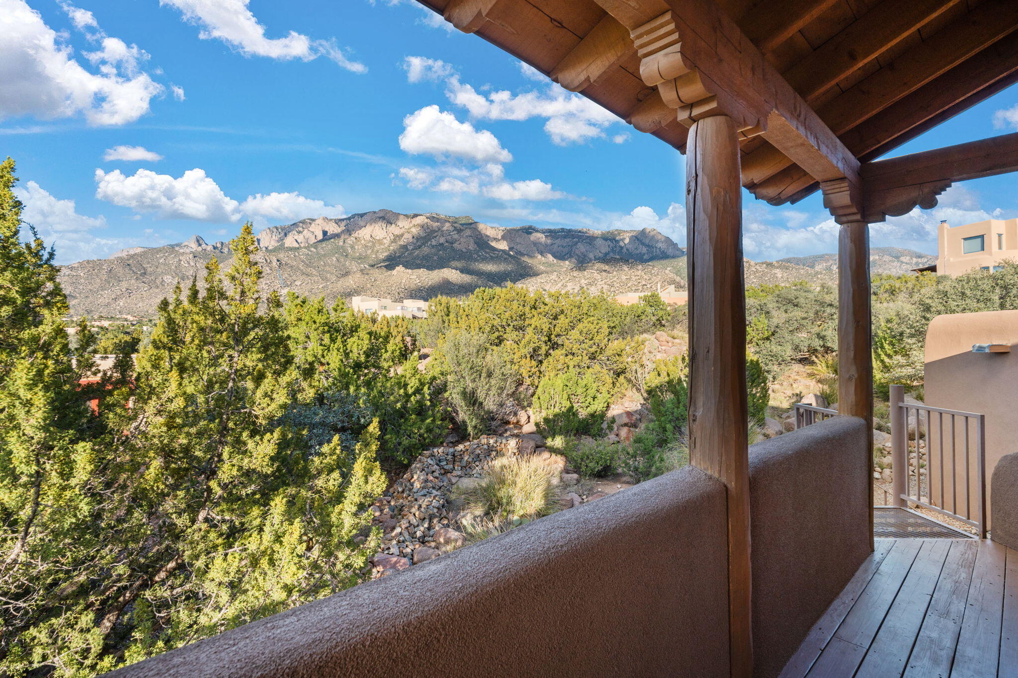 348 White Oaks Drive NE