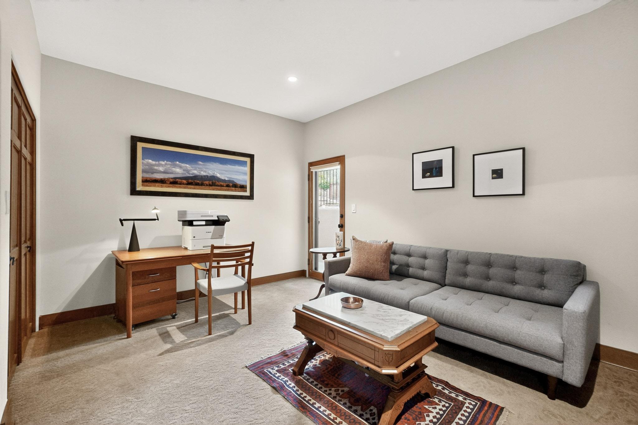 348 White Oaks Drive NE