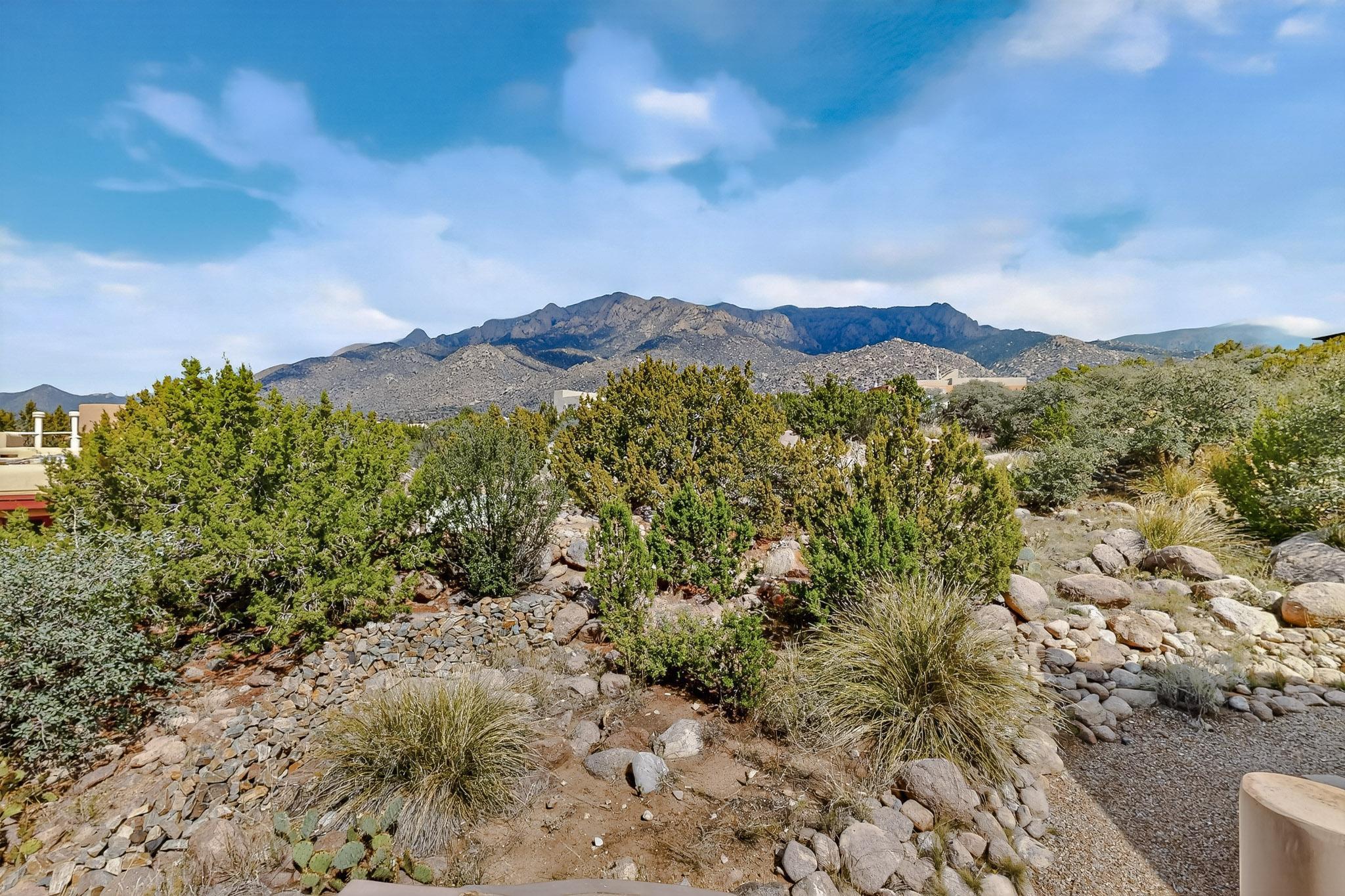 348 White Oaks Drive NE