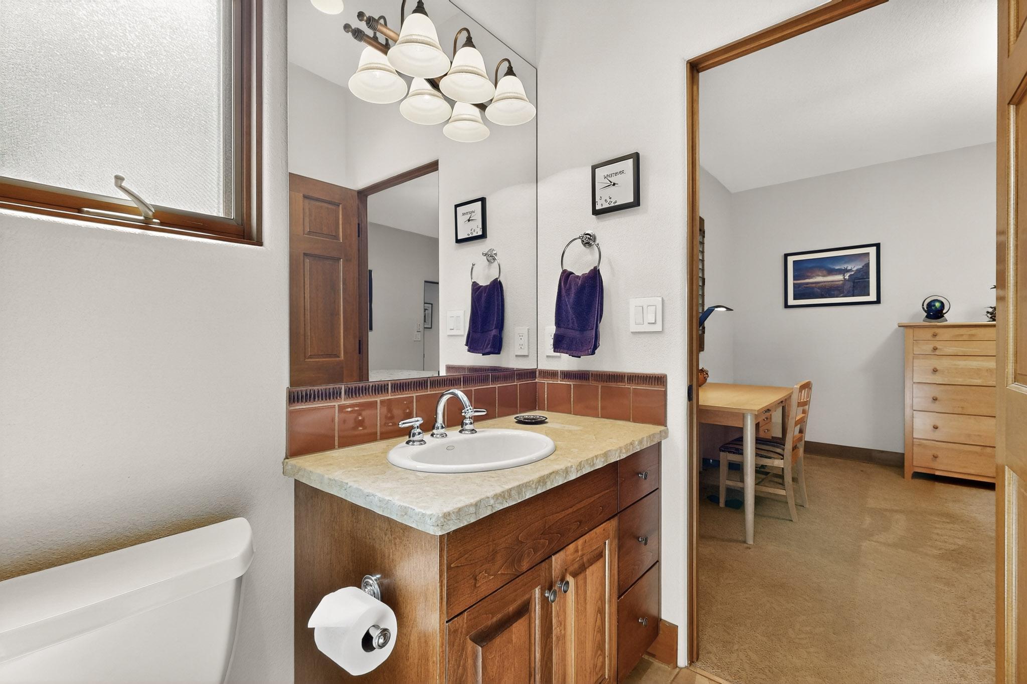 348 White Oaks Drive NE