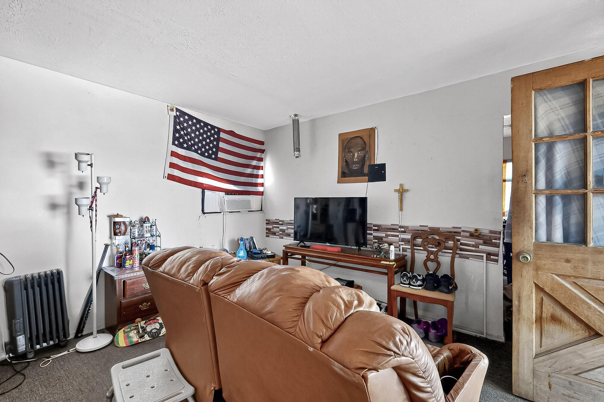 4011 Broadview Place NW