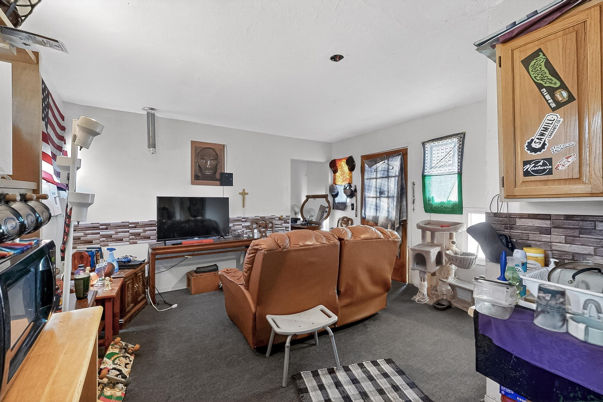 4011 Broadview Place NW