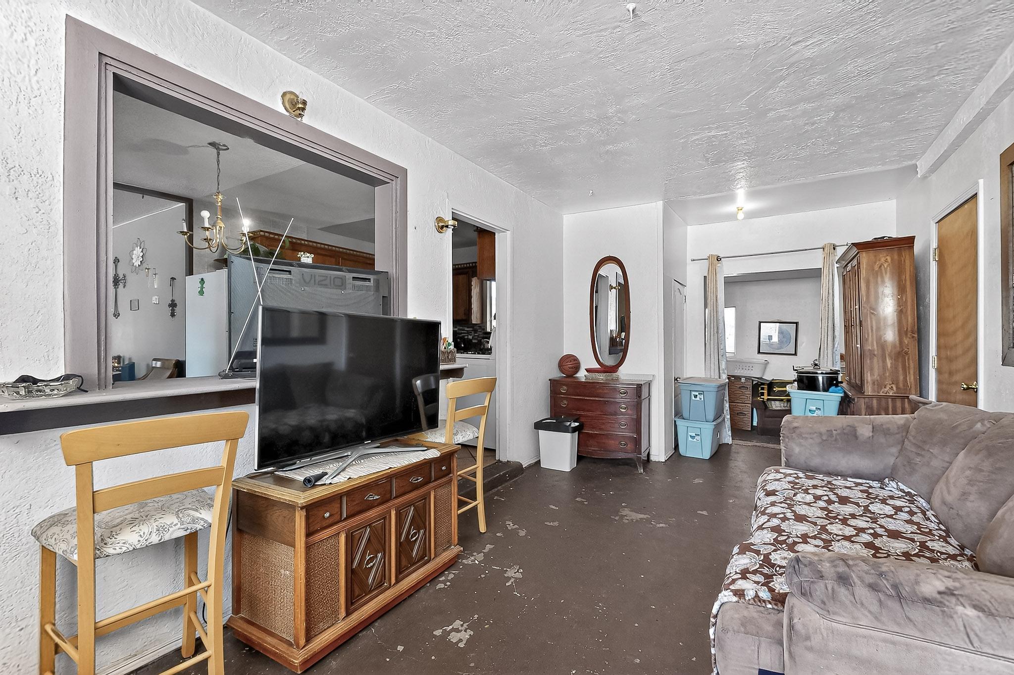 4011 Broadview Place NW