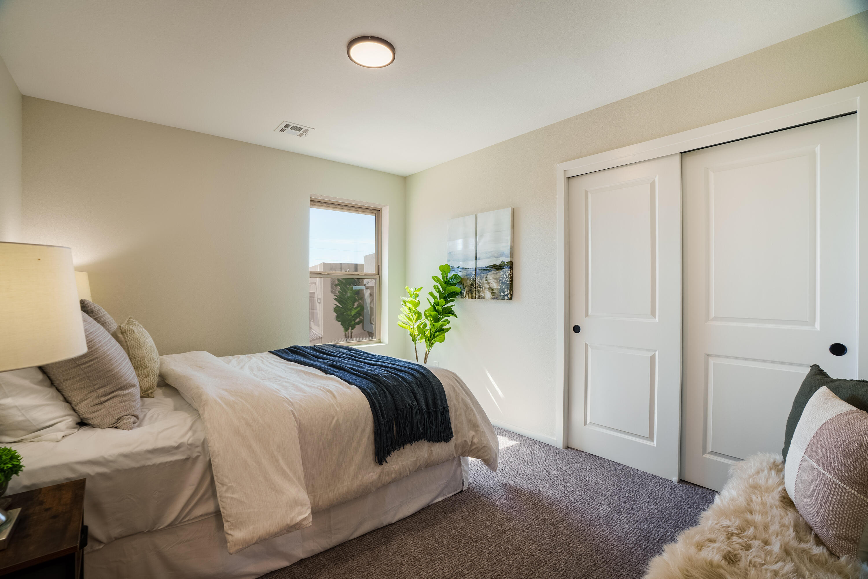 4535 VILLA LOMA Lane NE