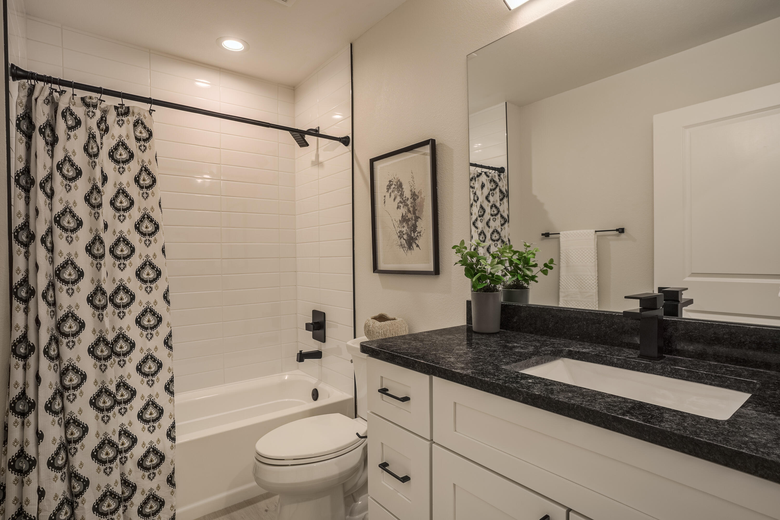 4543 VILLA LOMA Lane NE