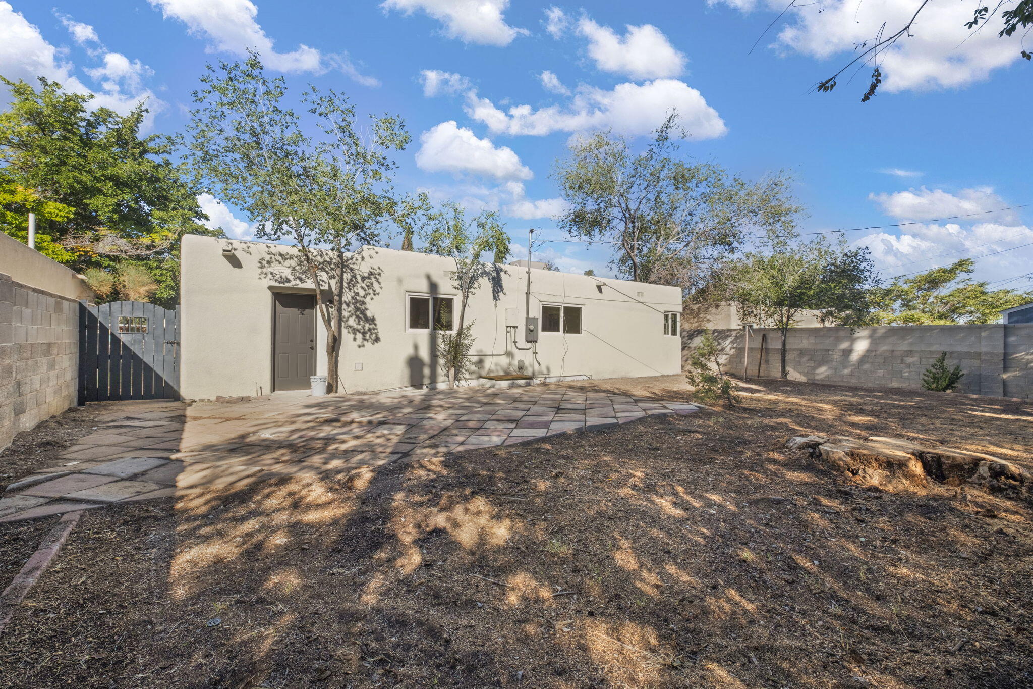 1808 Dakota Street NE