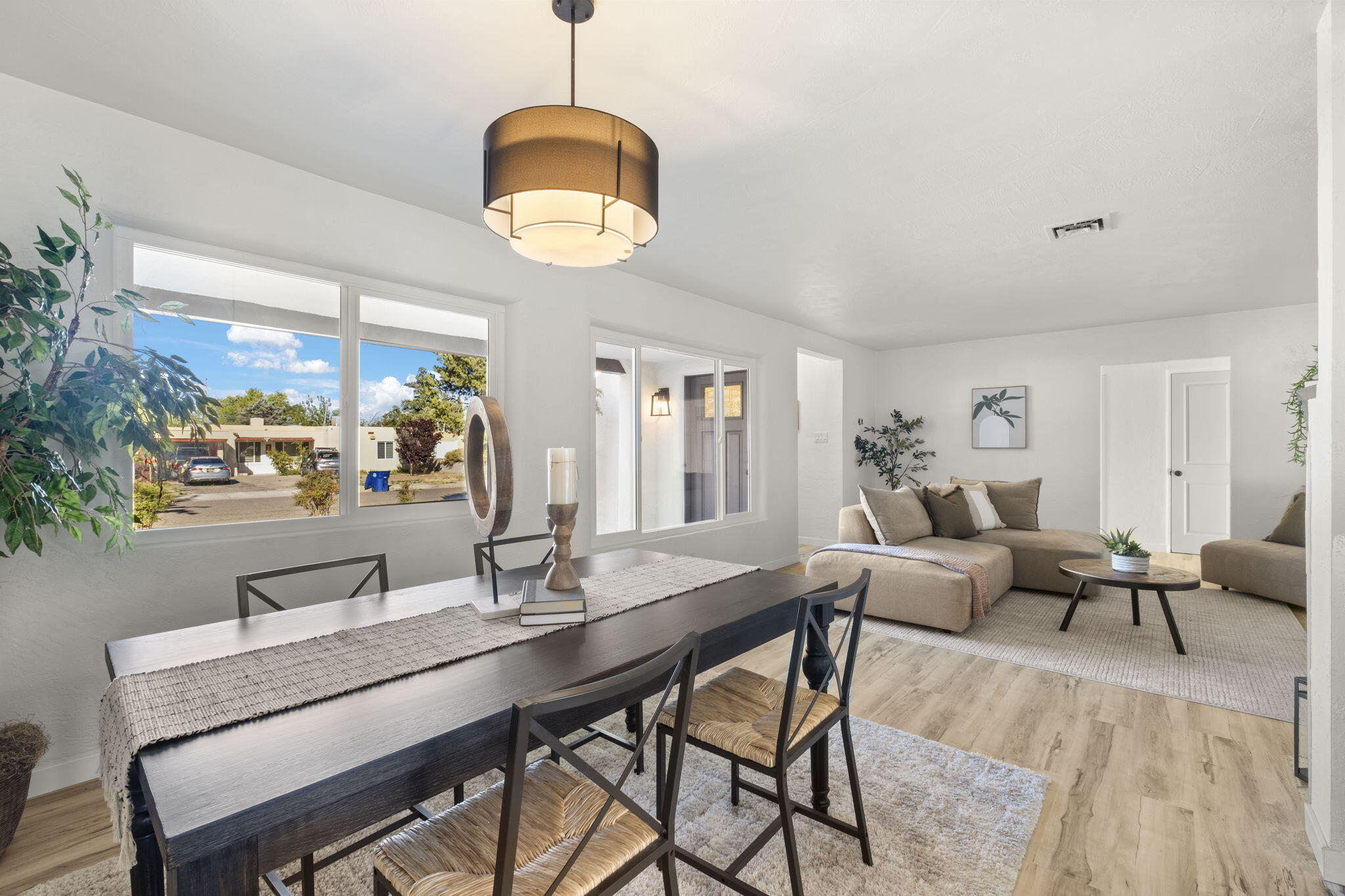 1808 Dakota Street NE