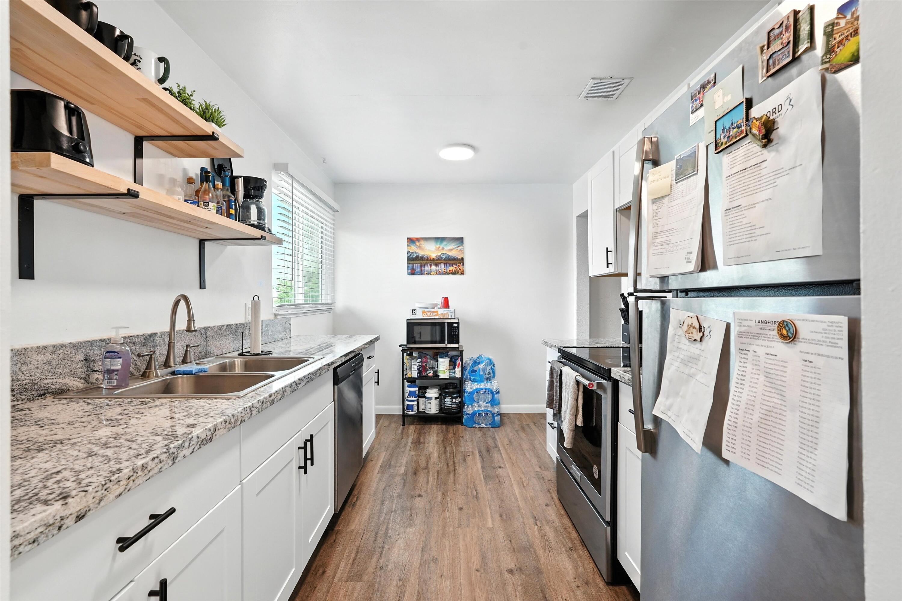 1821 Alvarado Drive NE