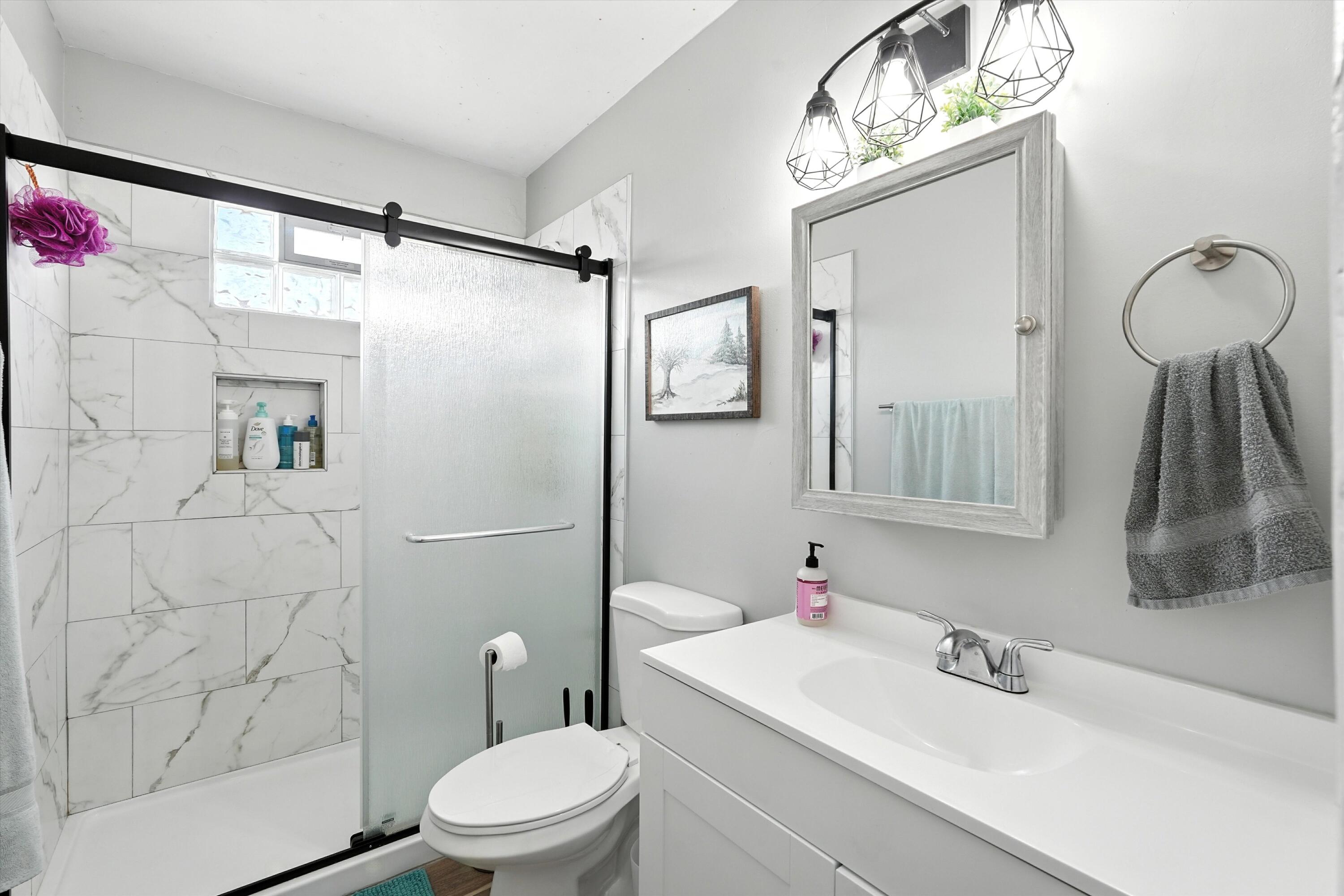 1821 Alvarado Drive NE