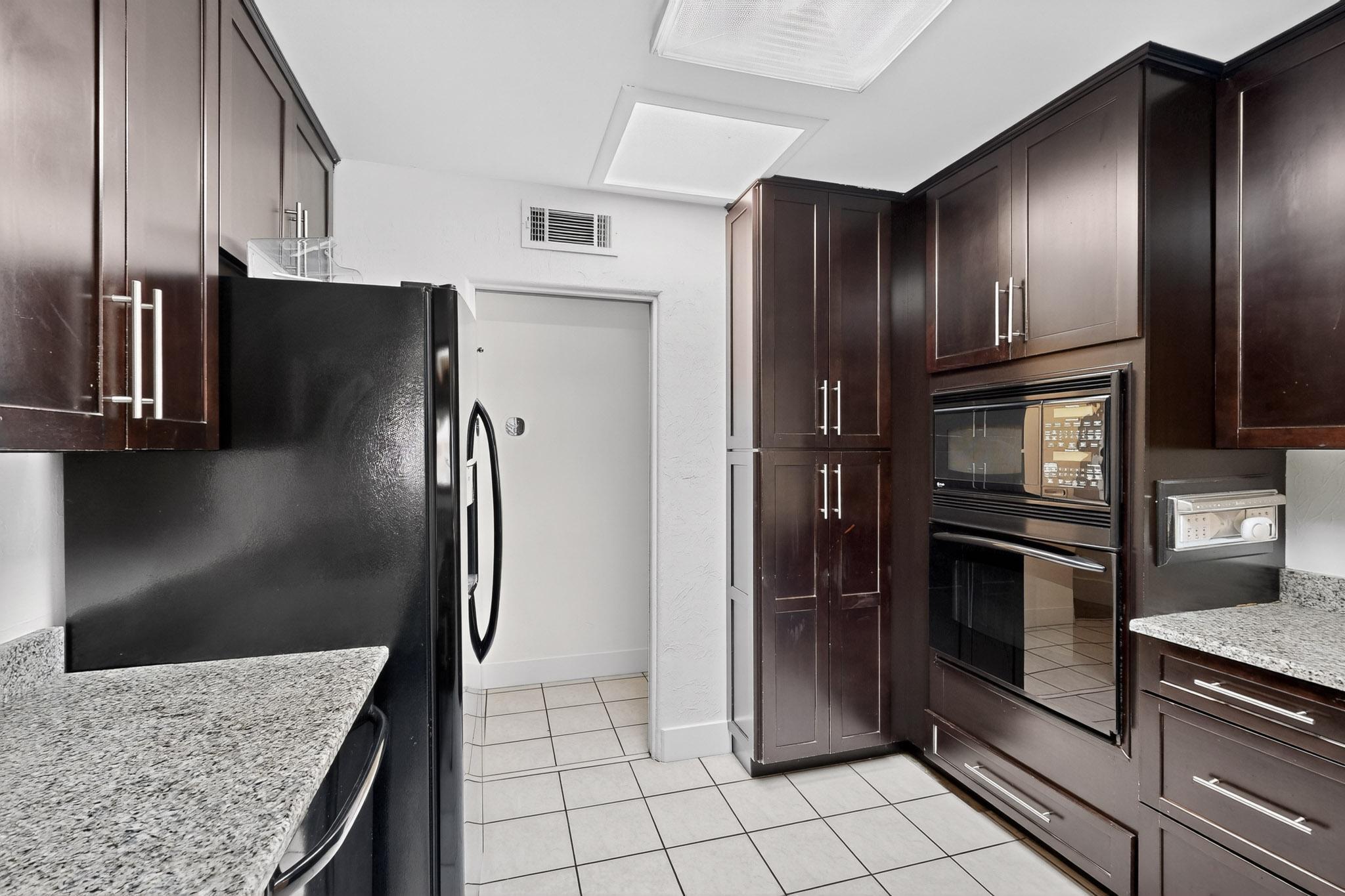 2026 VERMONT Street NE