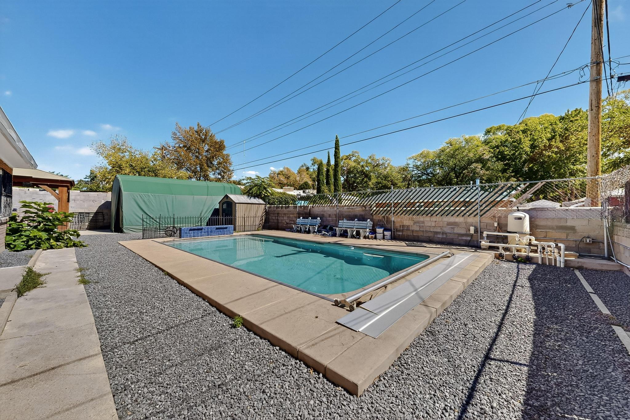 2026 VERMONT Street NE