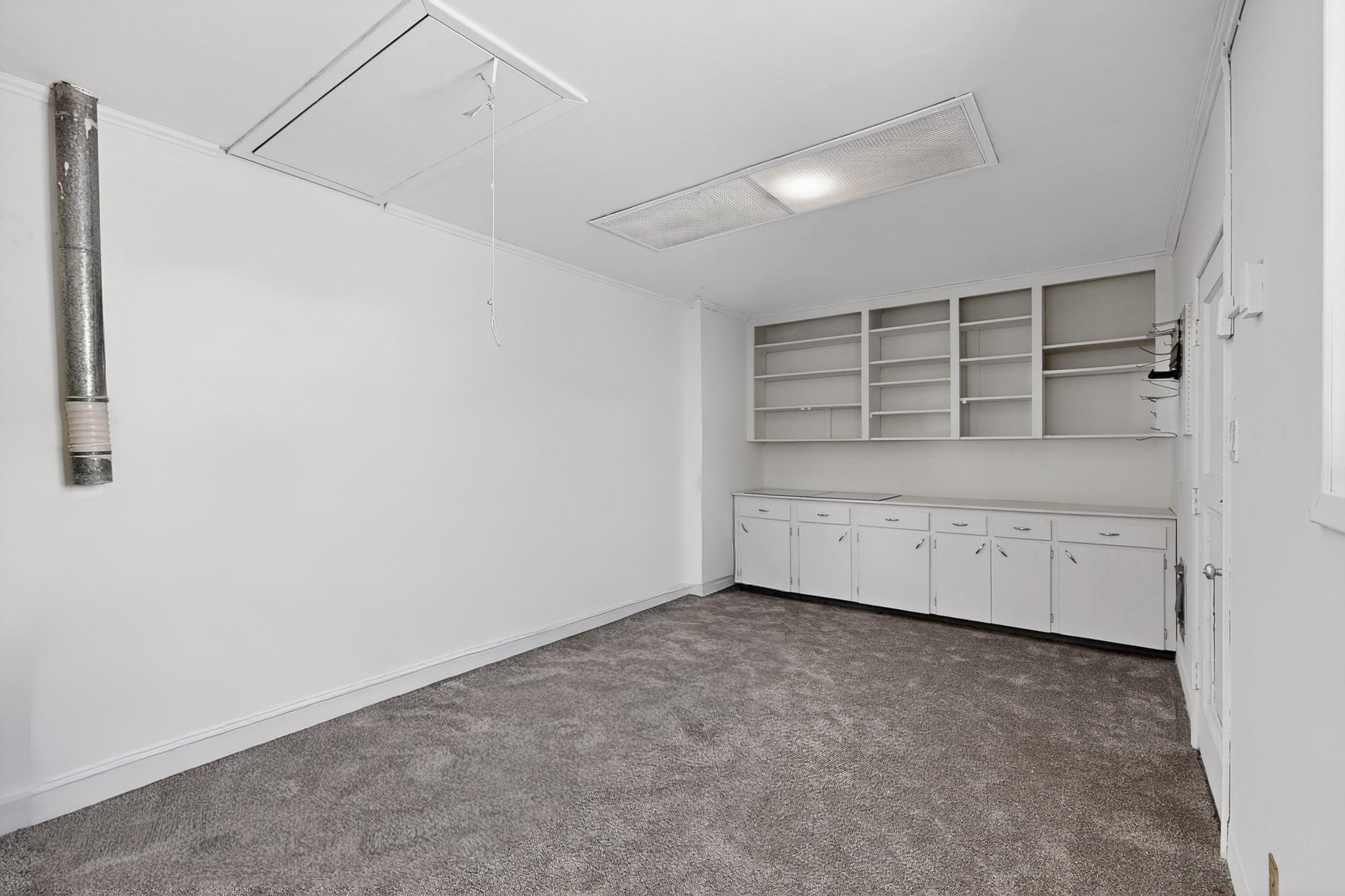 2026 VERMONT Street NE