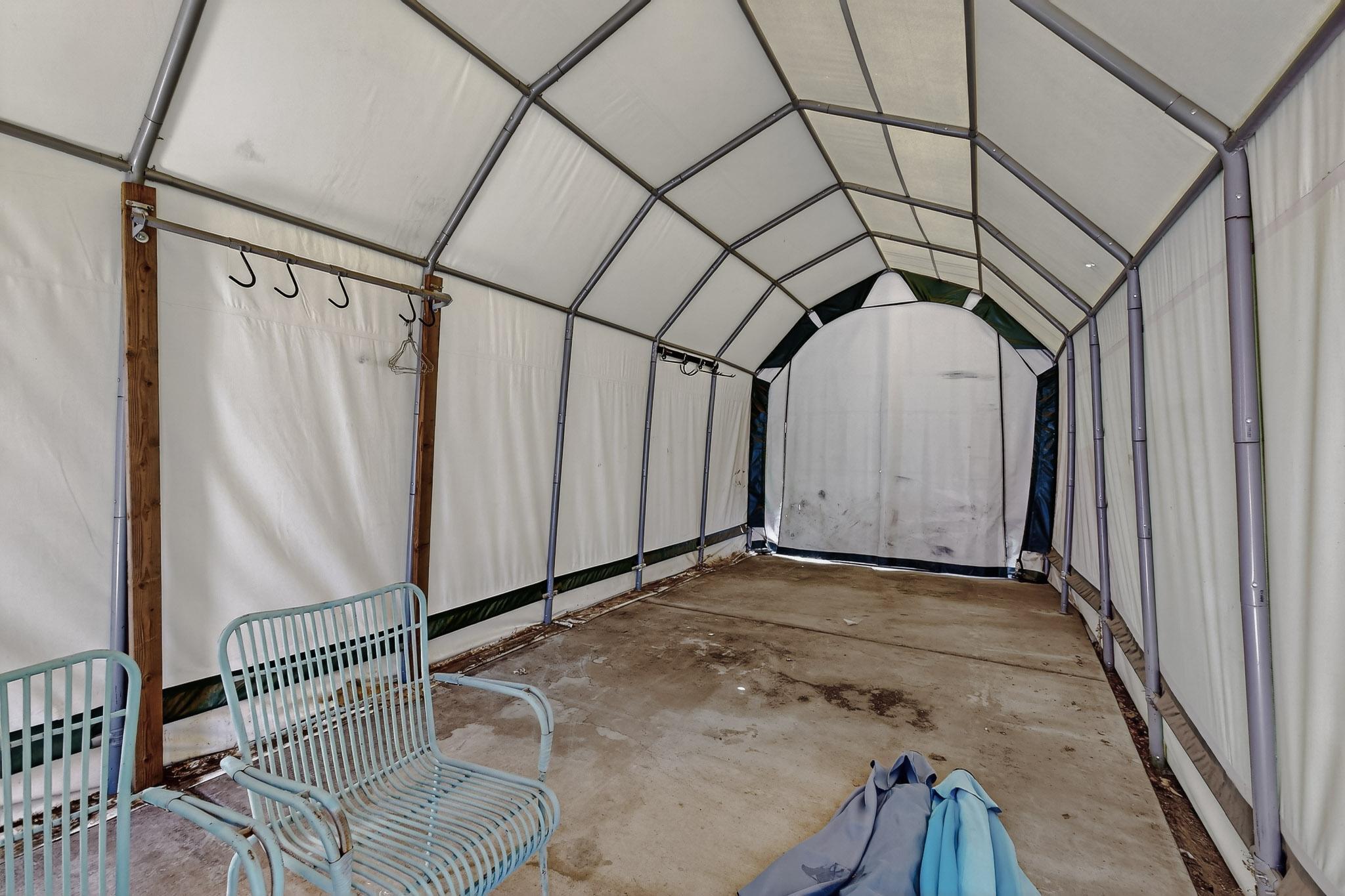 2026 VERMONT Street NE