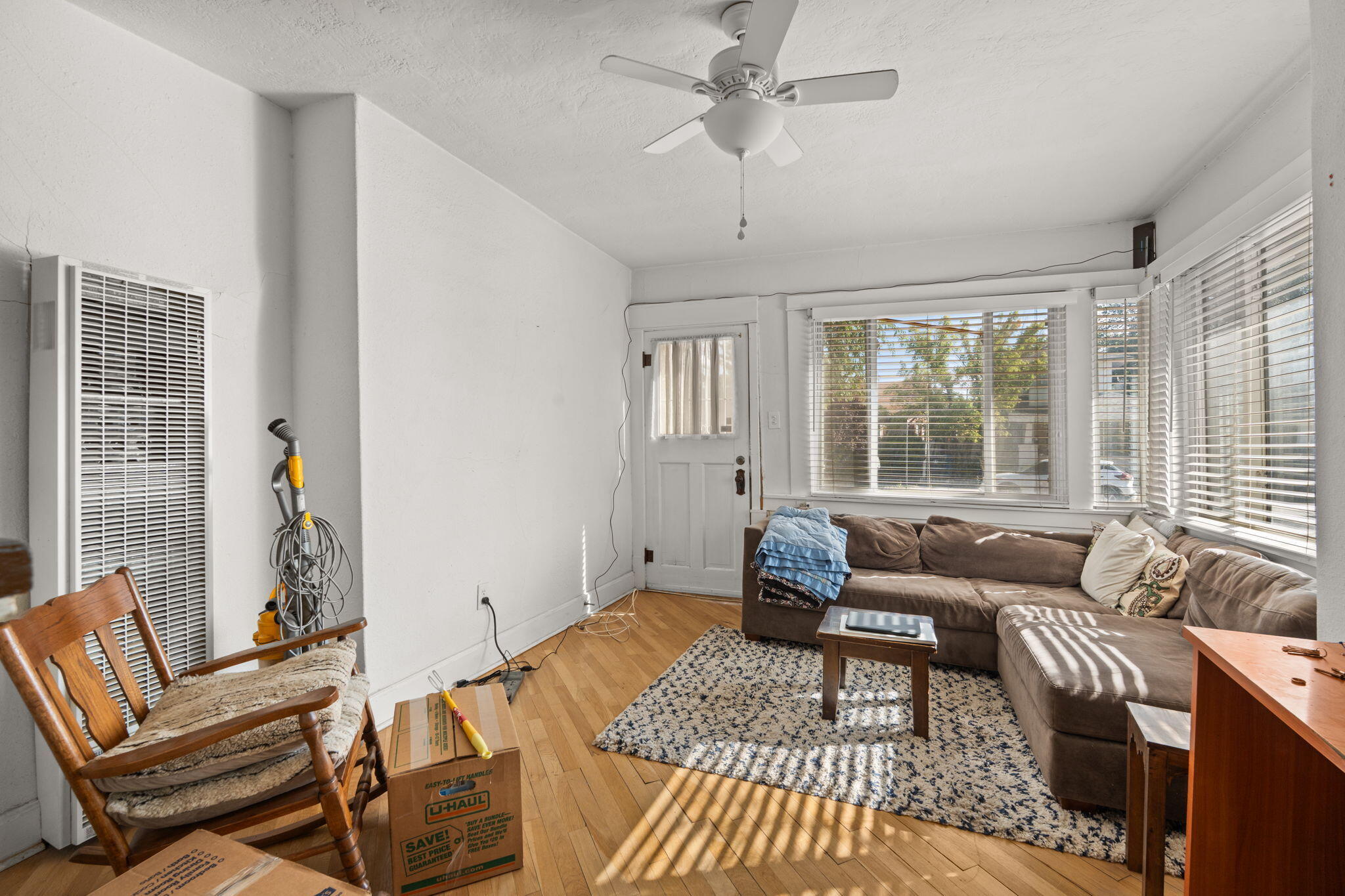 813 MARQUETTE Avenue NW