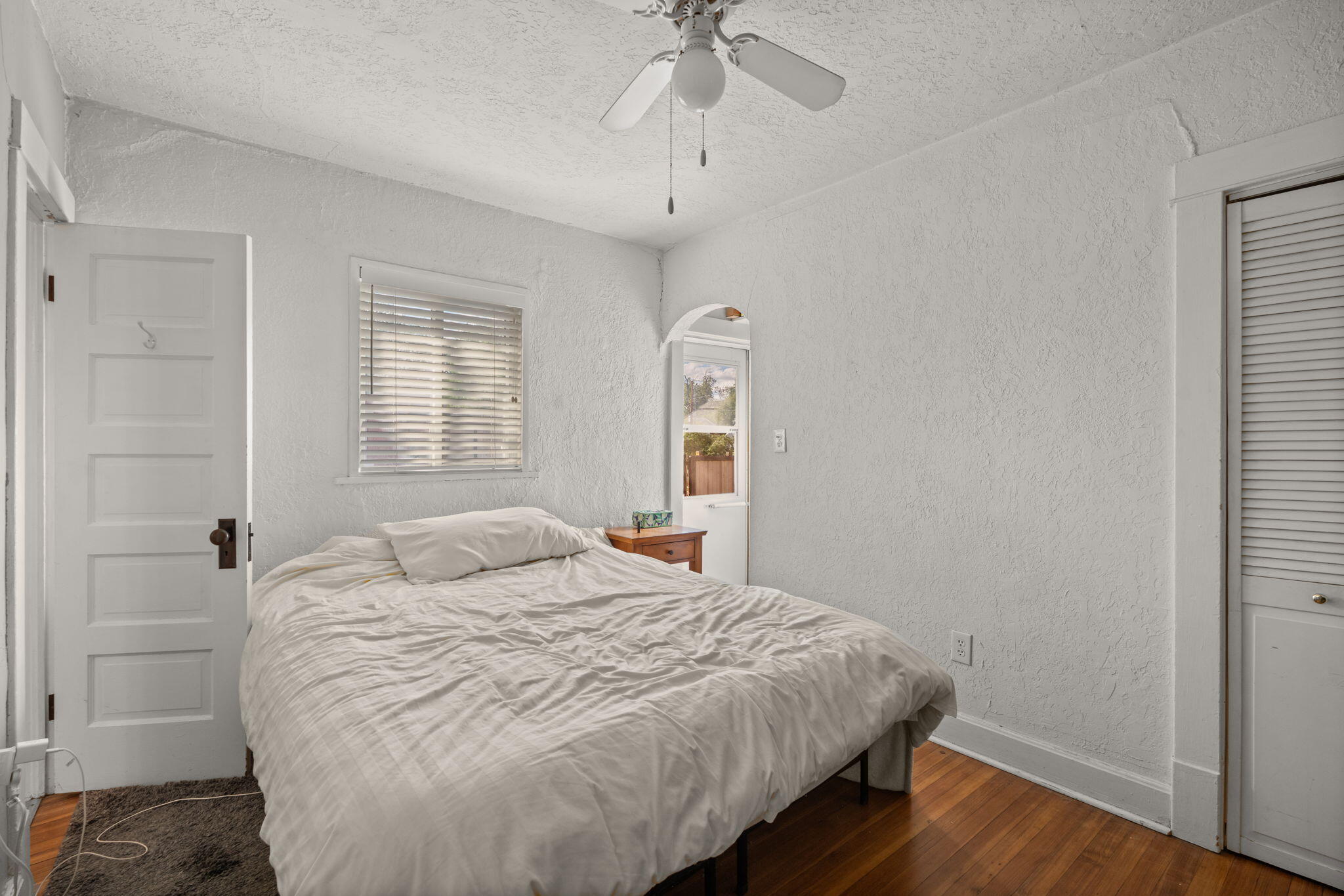 813 MARQUETTE Avenue NW