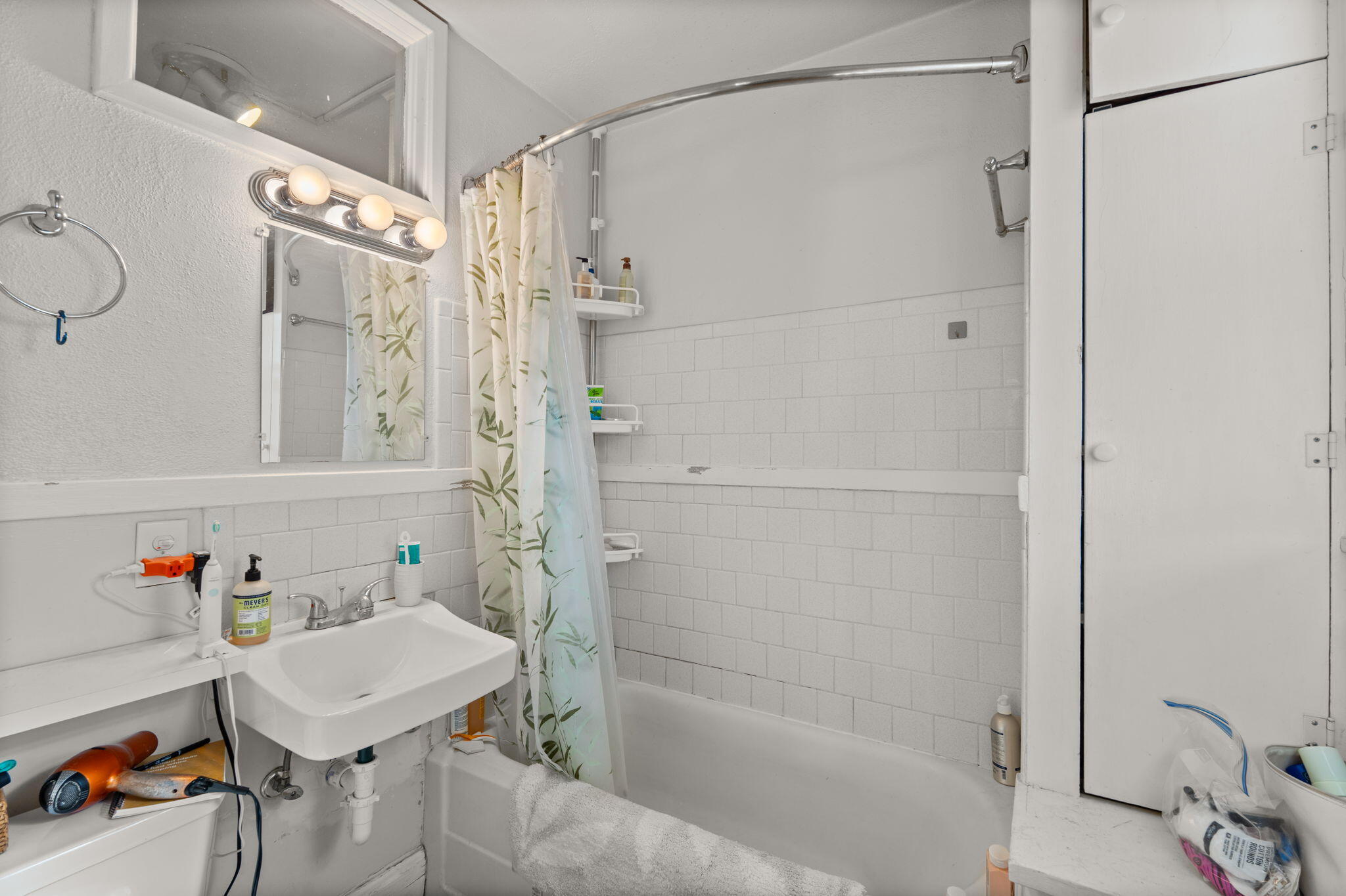 813 MARQUETTE Avenue NW