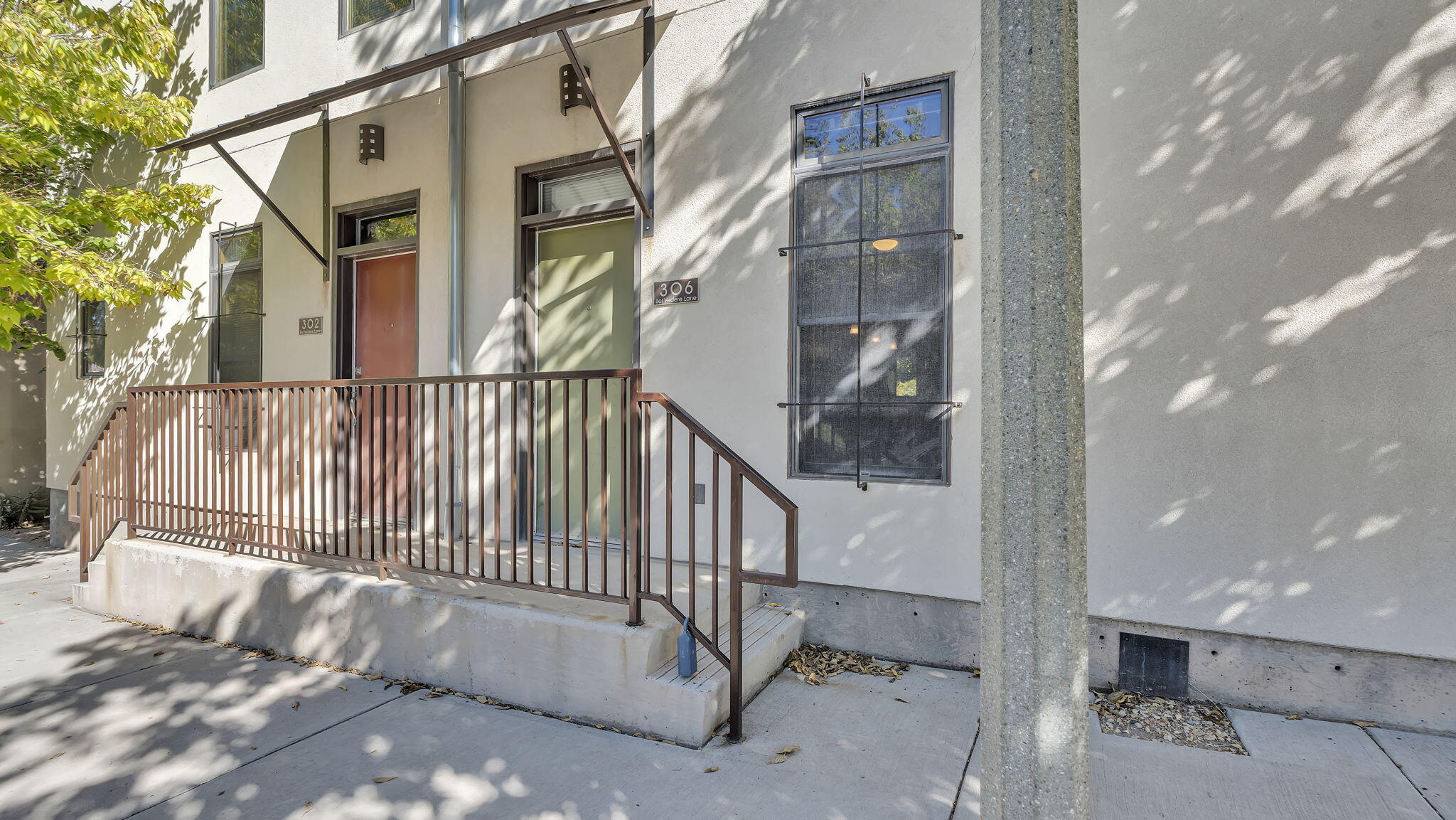 306 BEL VEDERE Lane NE