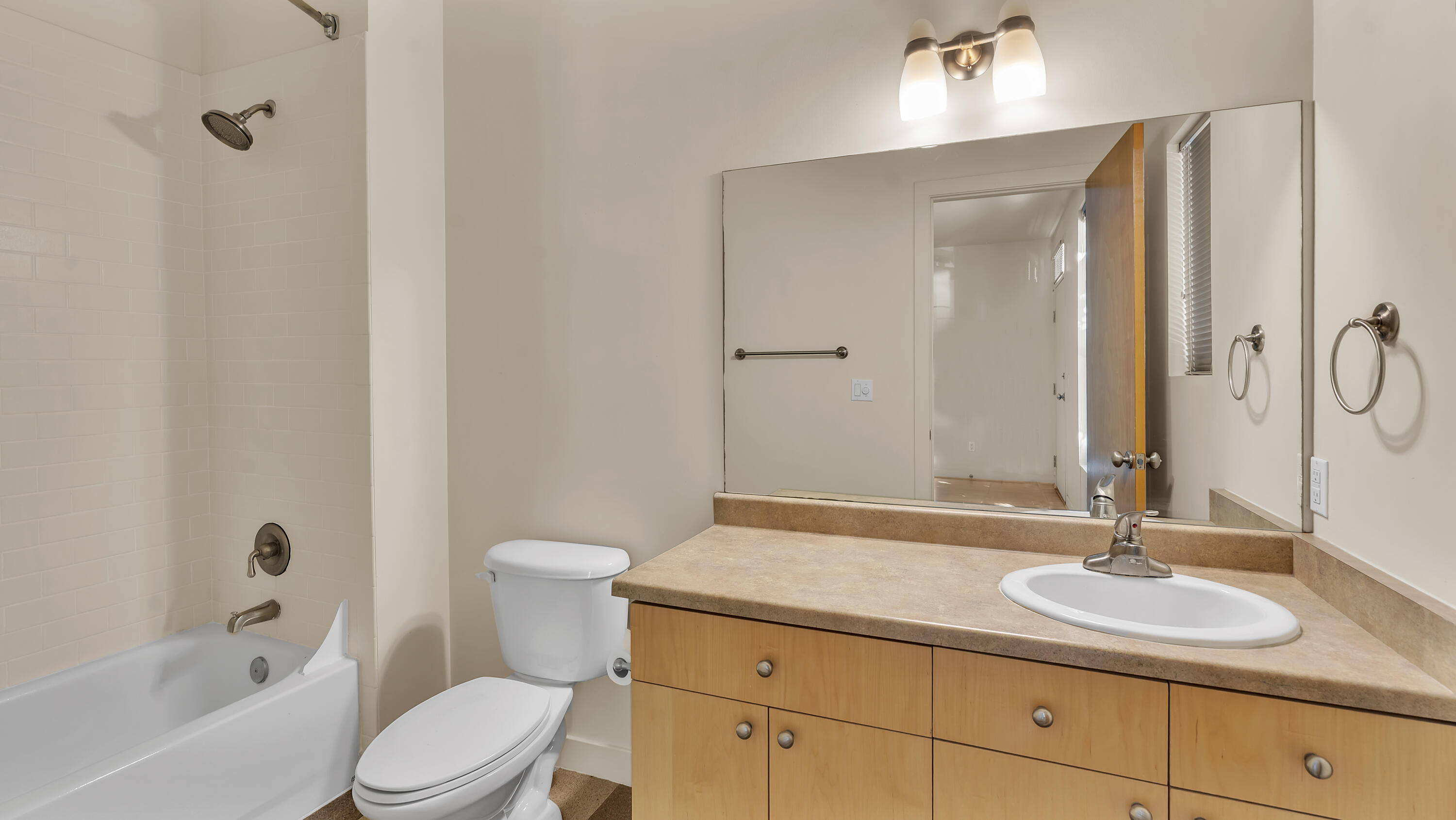 306 BEL VEDERE Lane NE