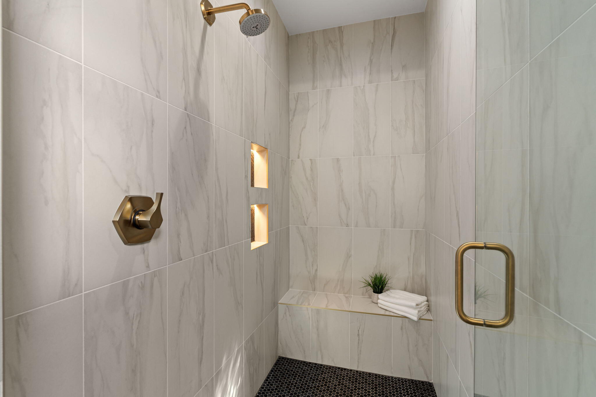 9 Tamarisk Trail