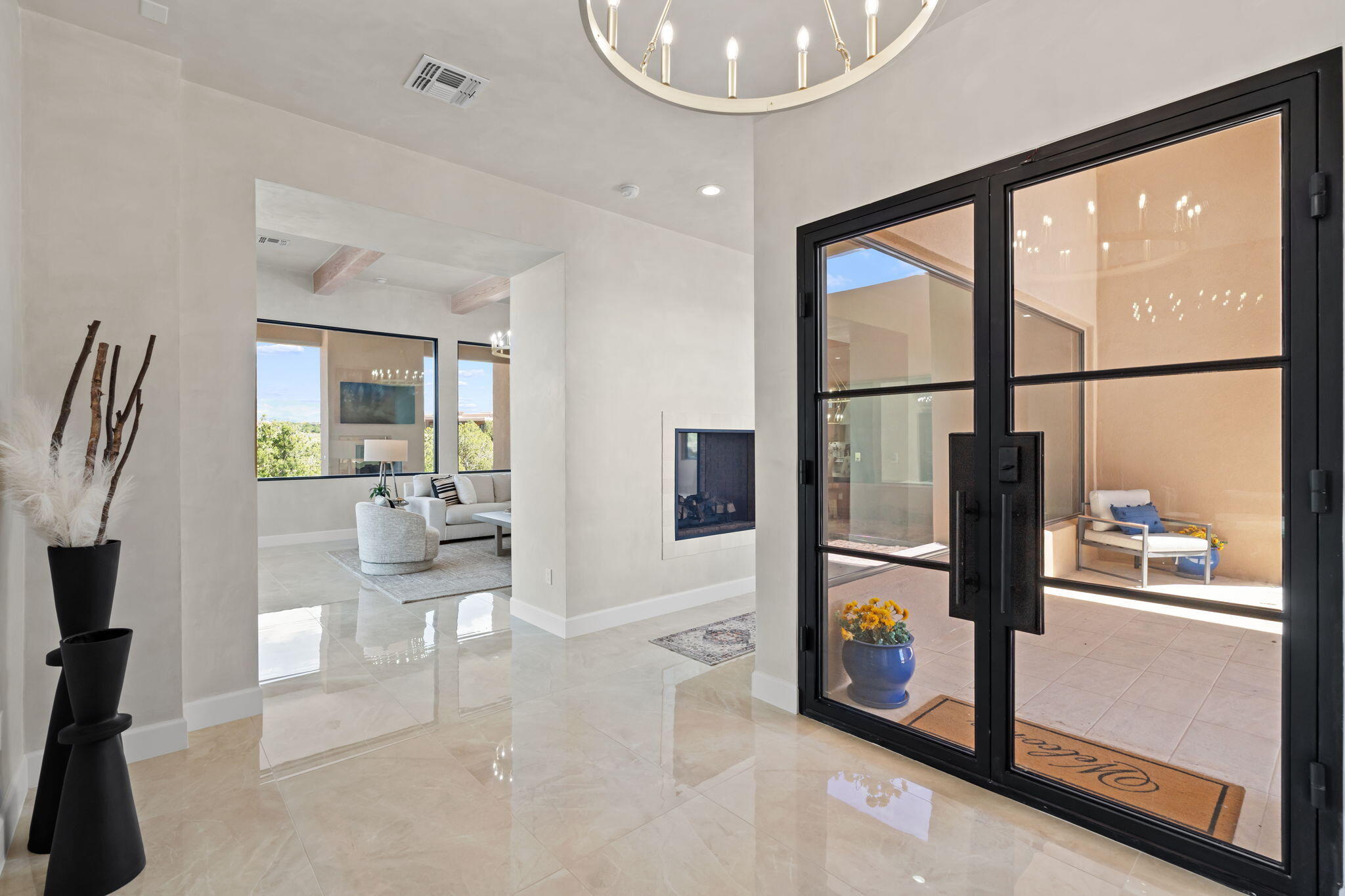 9 Tamarisk Trail