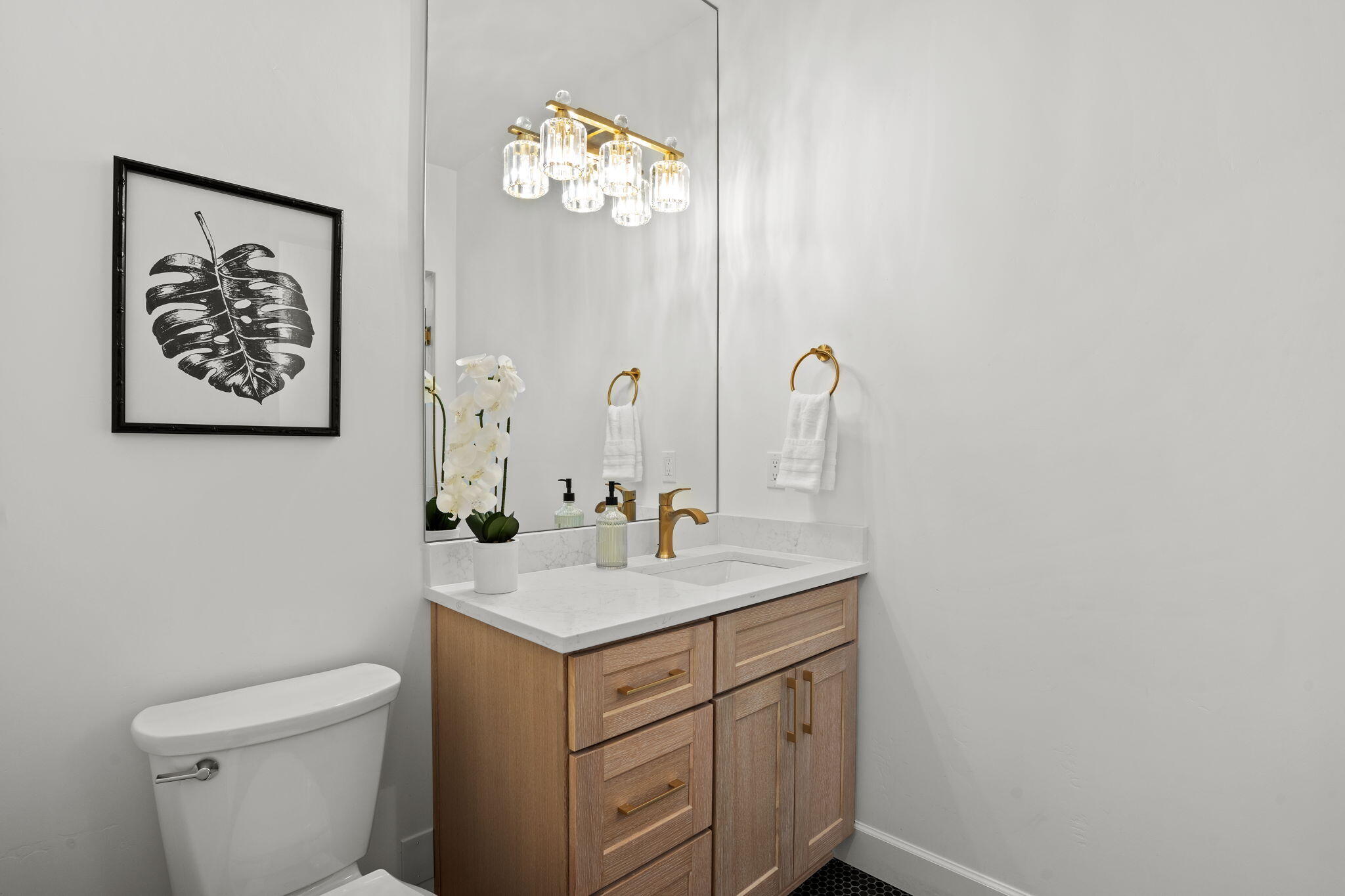 9 Tamarisk Trail