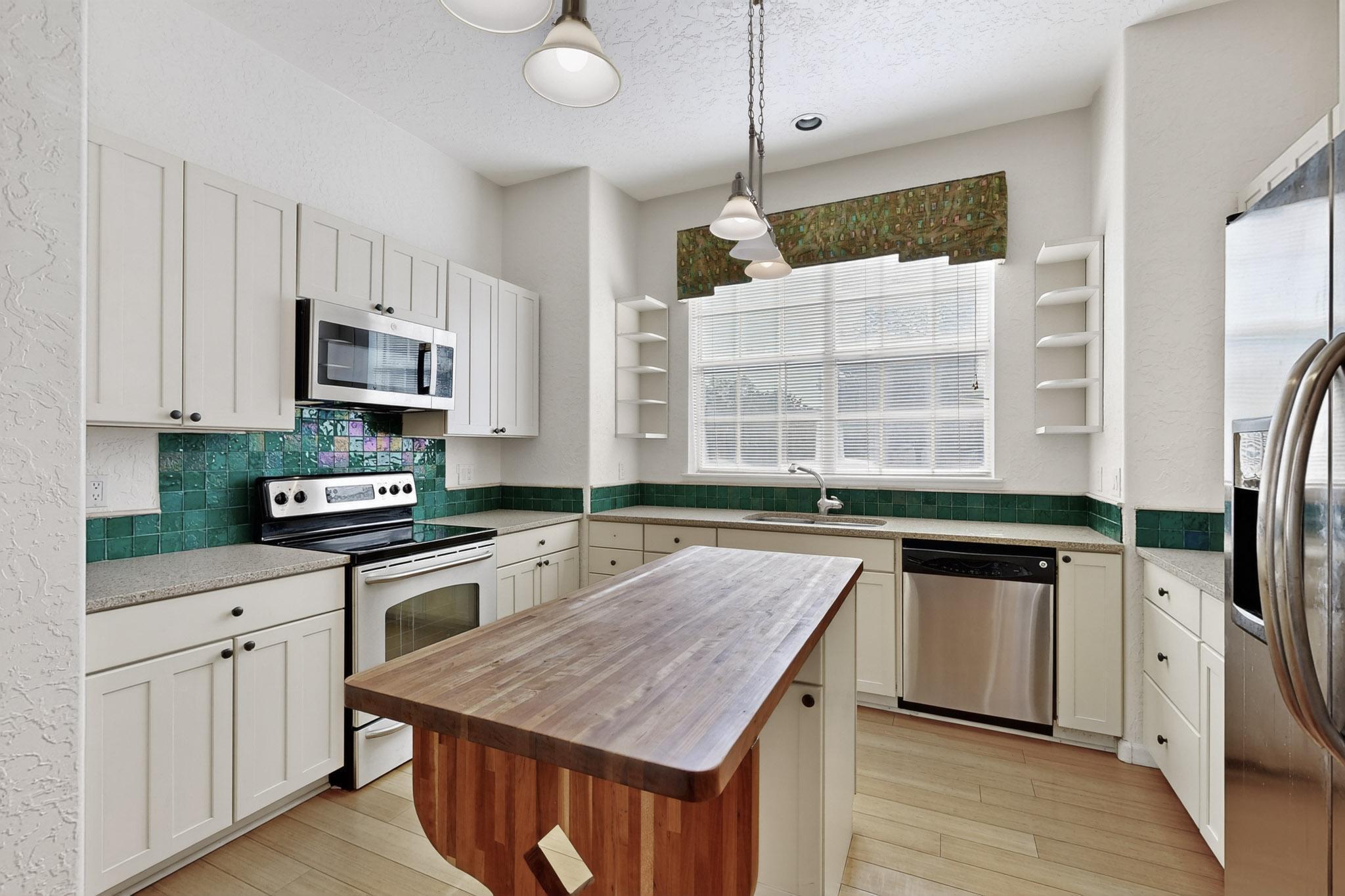 5333 ROANOKE Avenue NW