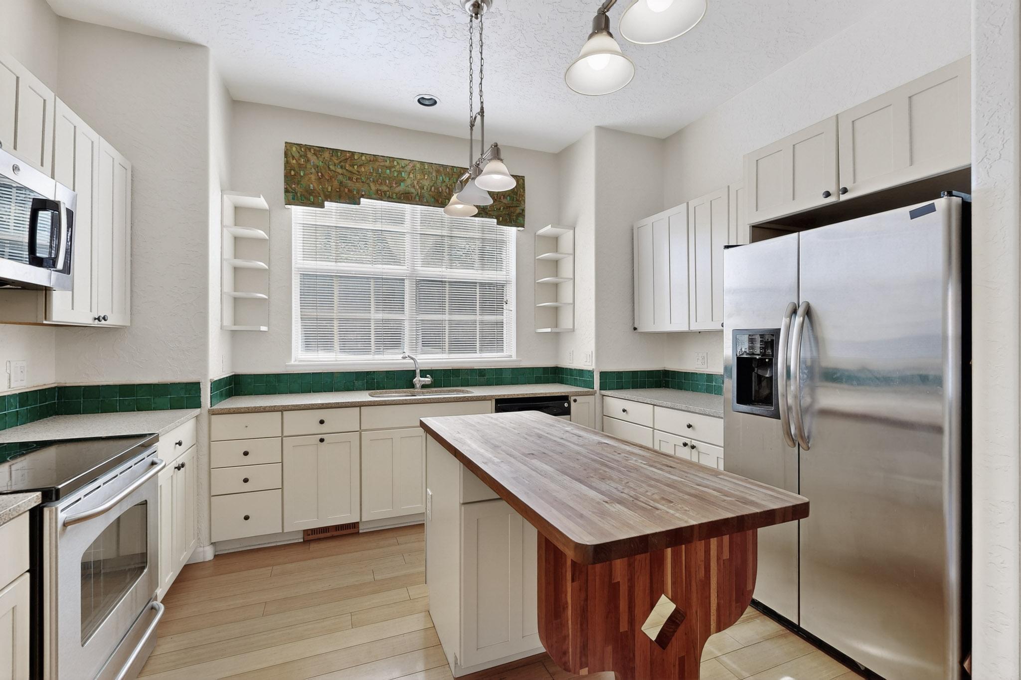 5333 ROANOKE Avenue NW