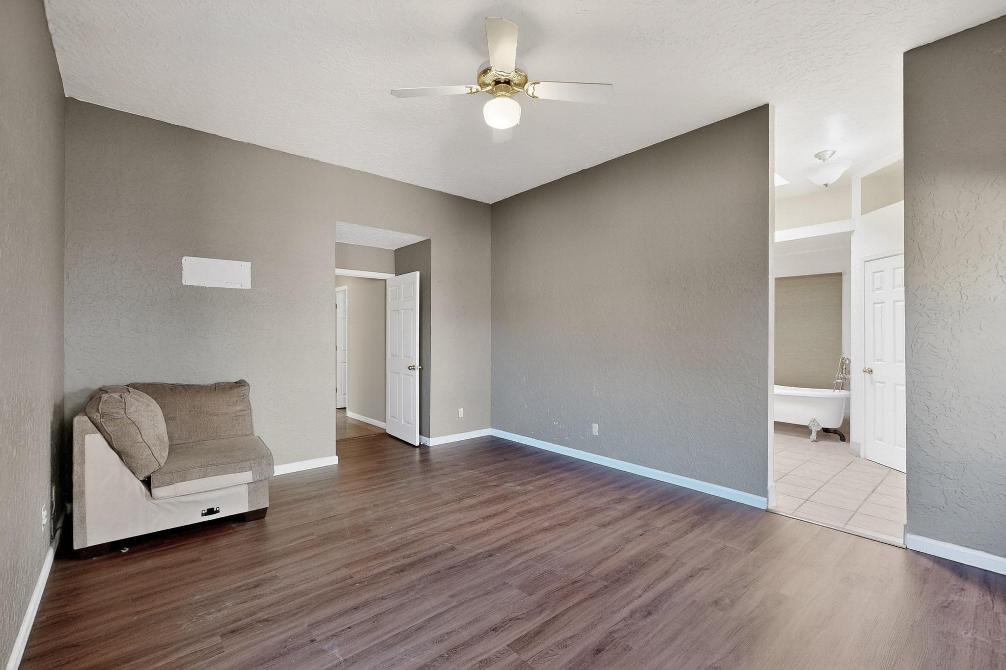 5333 ROANOKE Avenue NW