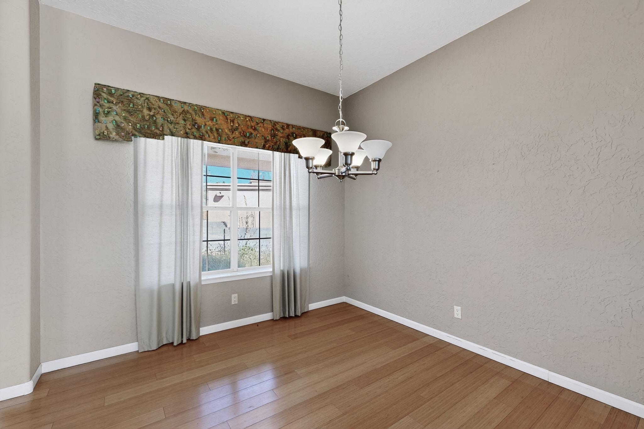 5333 ROANOKE Avenue NW