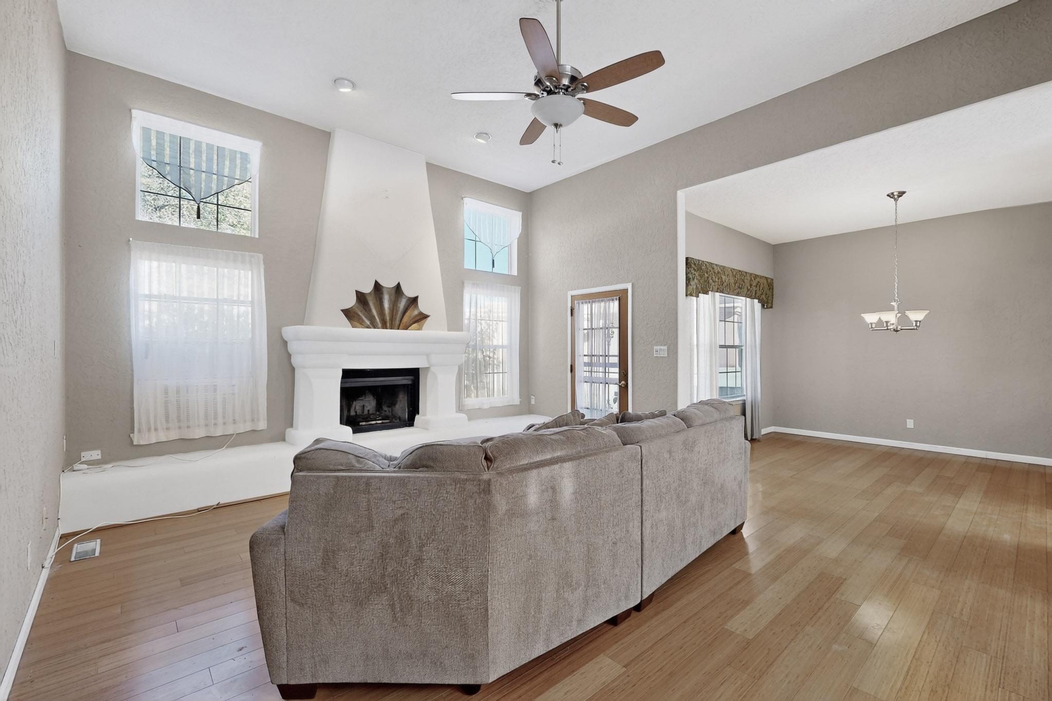 5333 ROANOKE Avenue NW