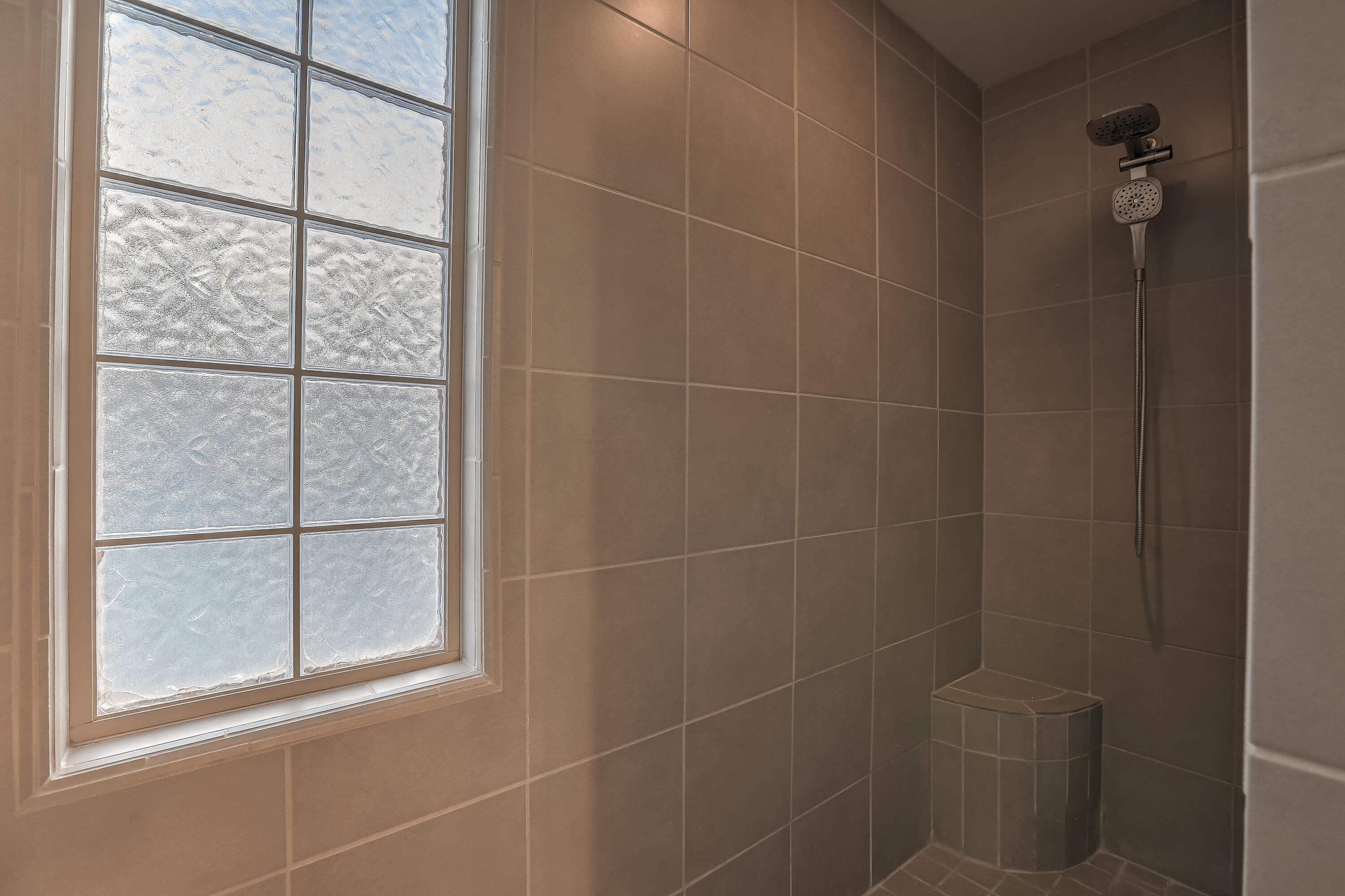 7174 WRANGELL Loop NE