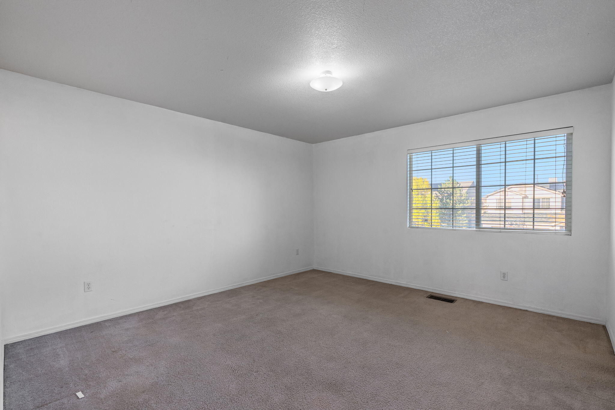 420 SOOTHING MEADOWS Drive NE