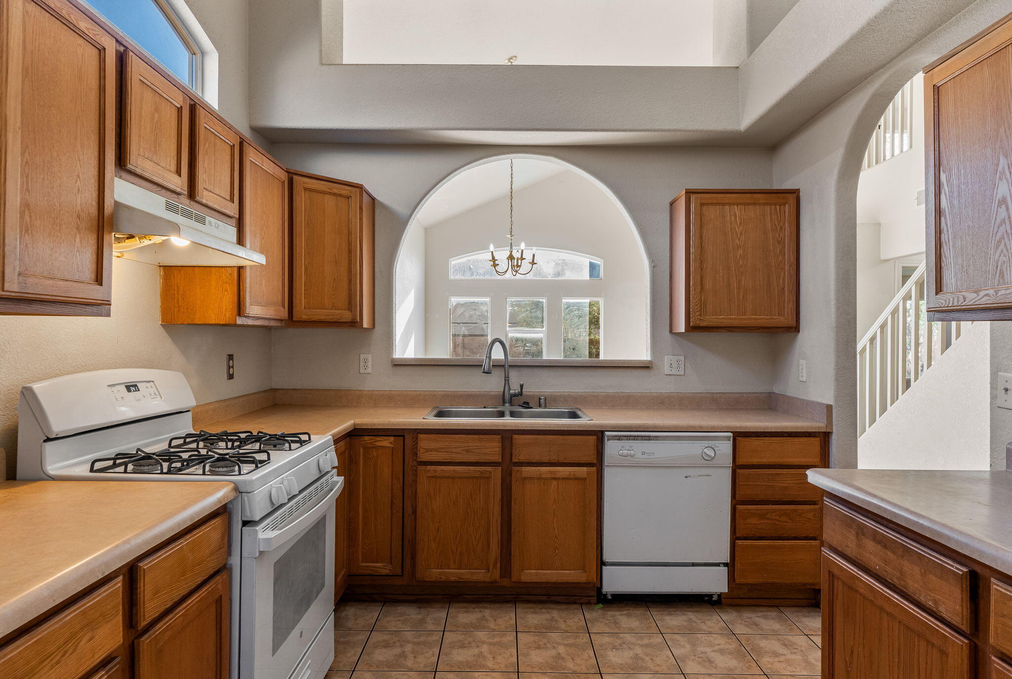 420 SOOTHING MEADOWS Drive NE