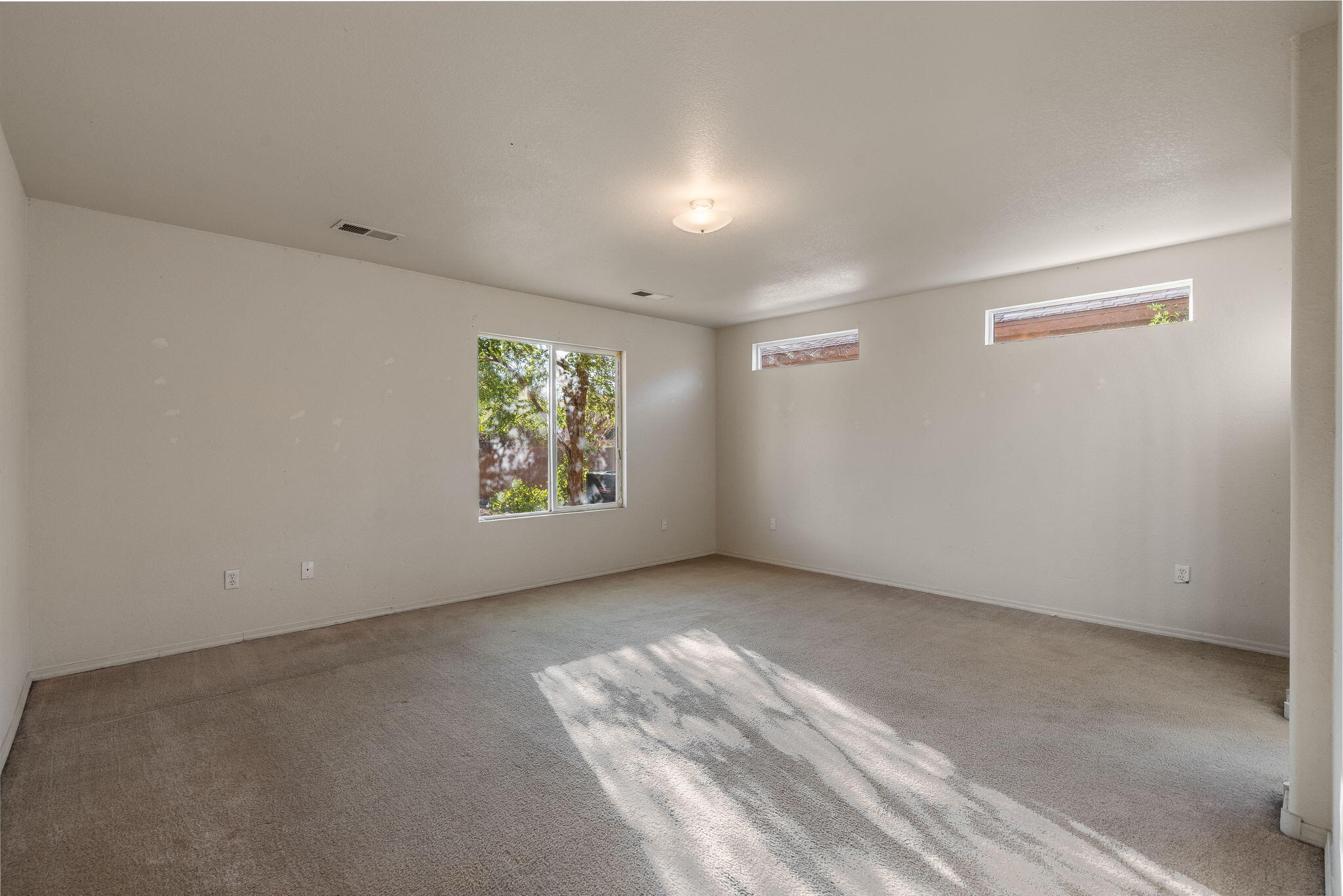 420 SOOTHING MEADOWS Drive NE