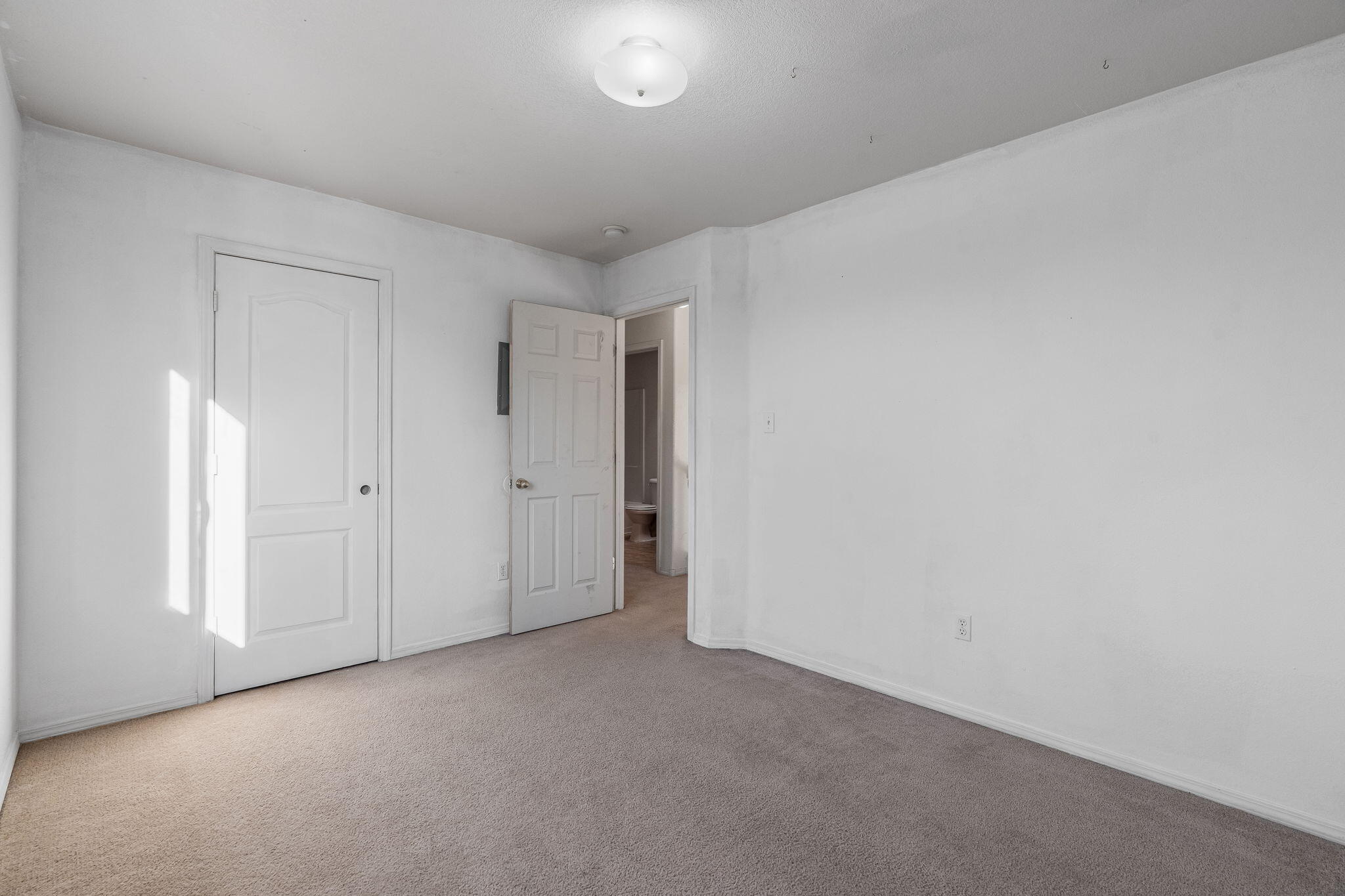 420 SOOTHING MEADOWS Drive NE