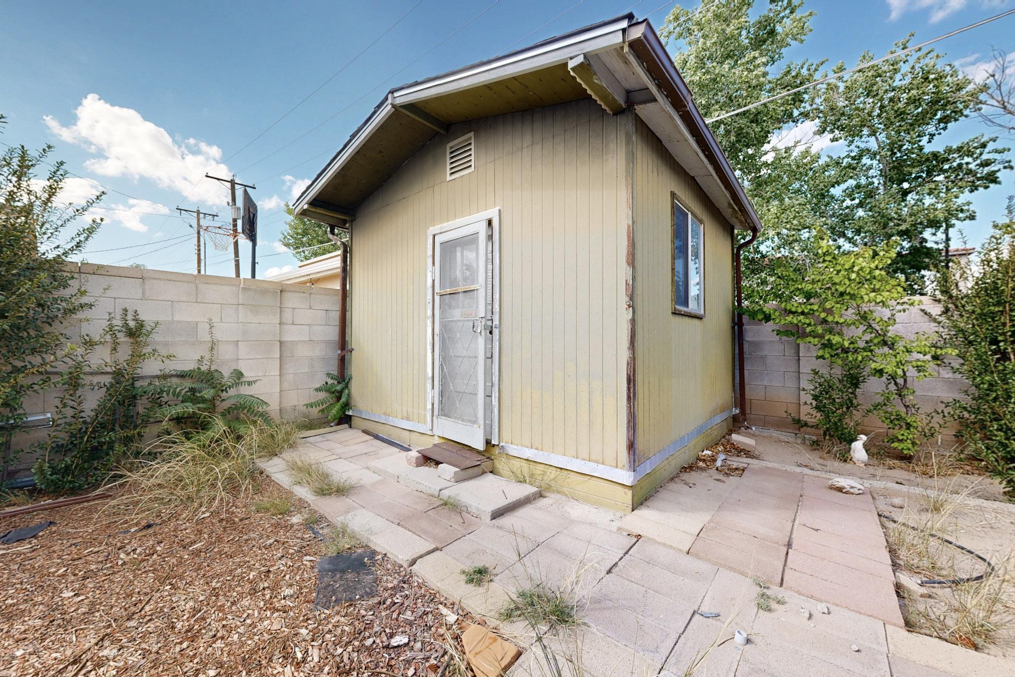 5709 EL RITO Avenue NW