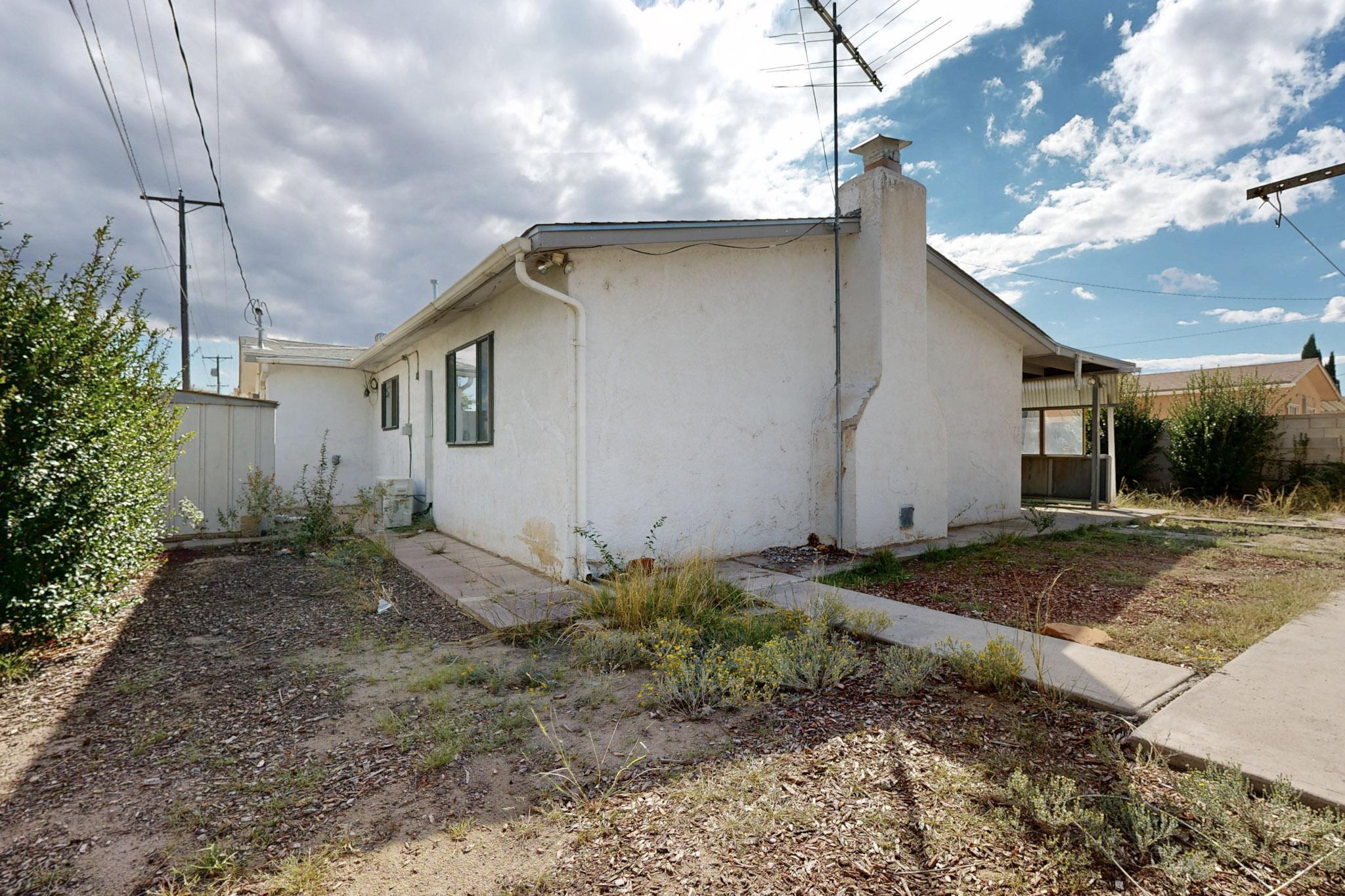 5709 EL RITO Avenue NW