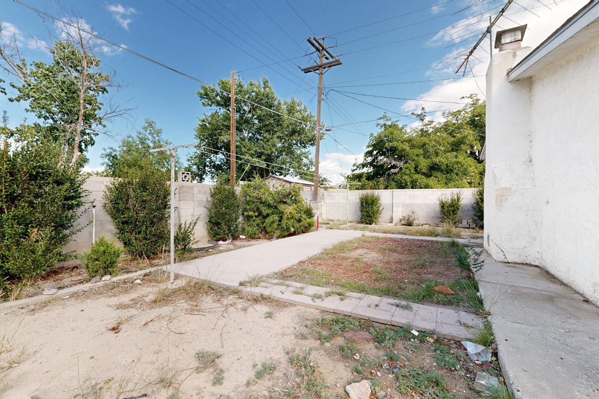 5709 EL RITO Avenue NW