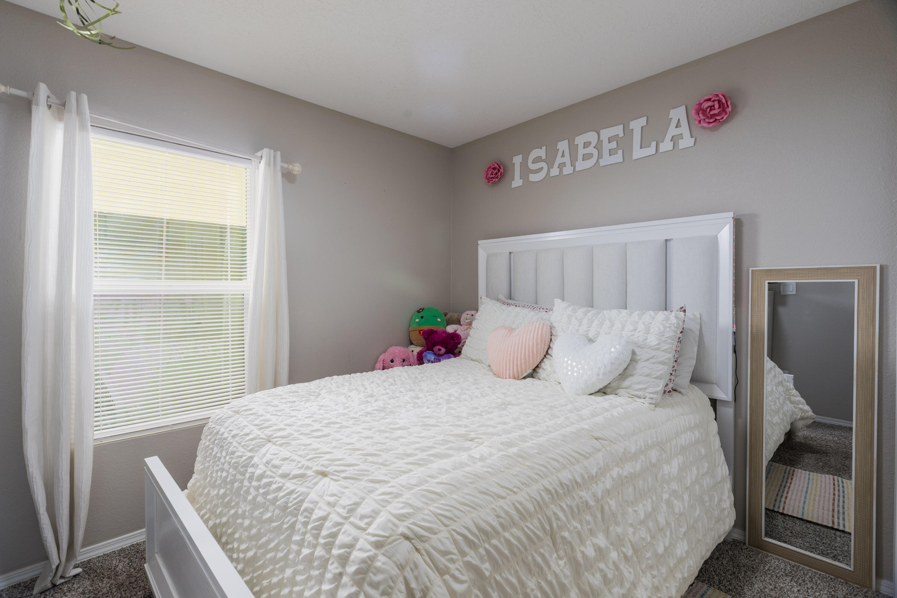 9409 DESERT PINE Avenue SW