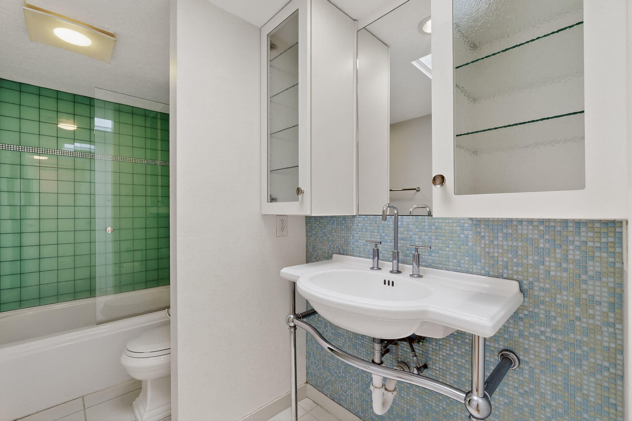 1025 GUADALUPE DEL PRADO Street NW