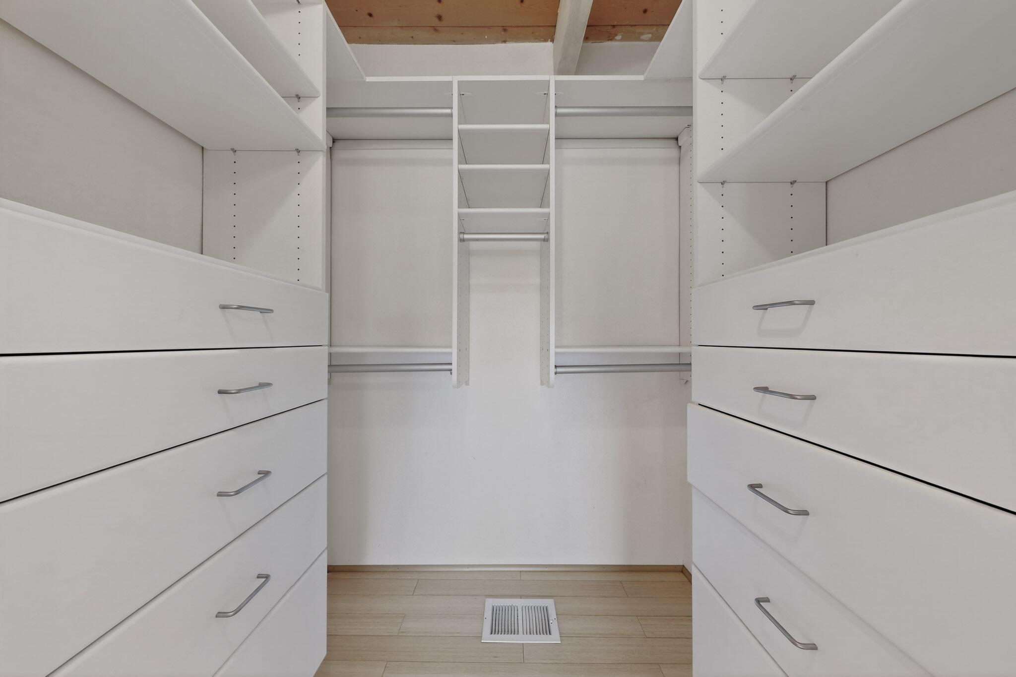 1025 GUADALUPE DEL PRADO Street NW