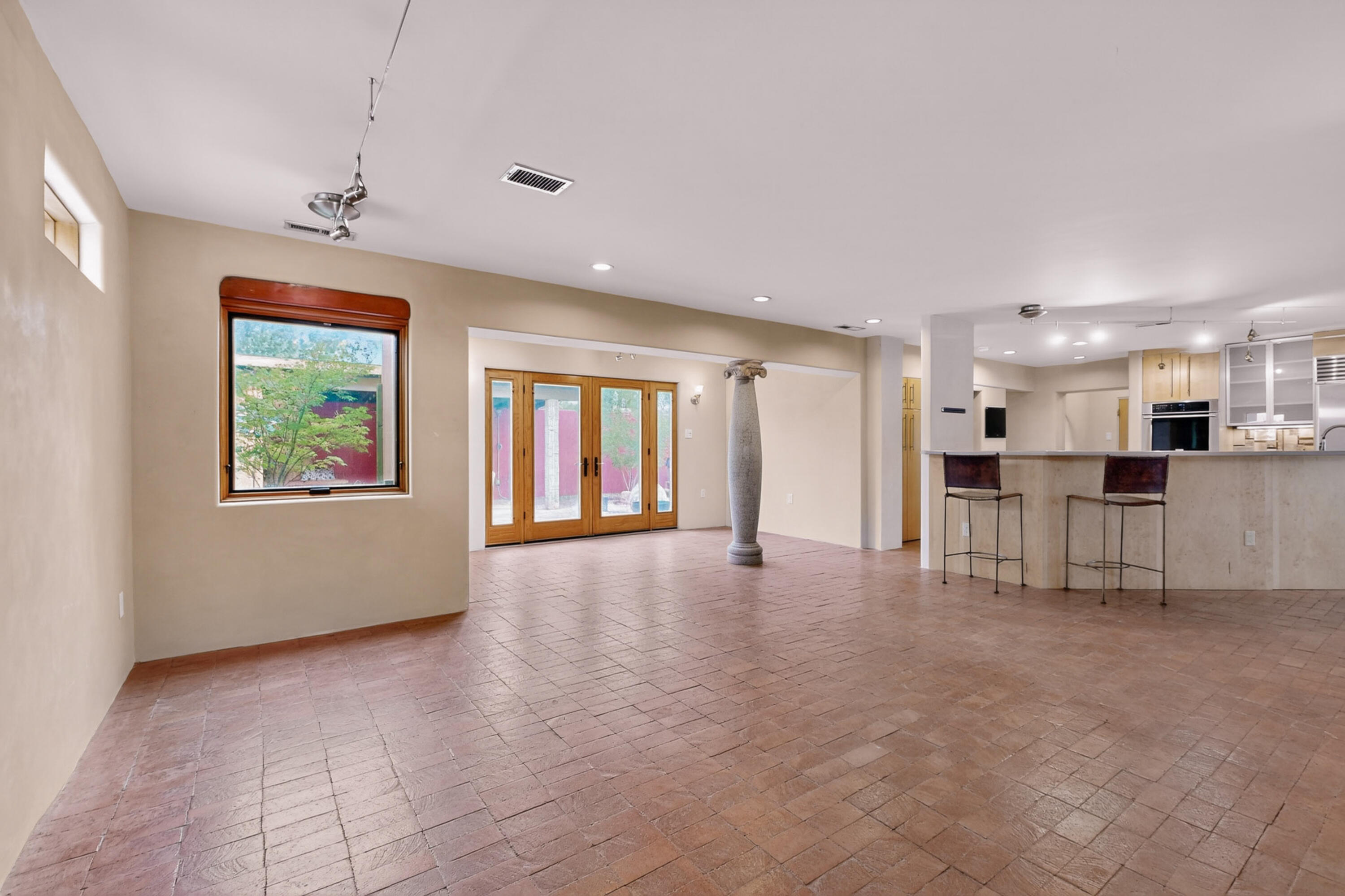 1025 GUADALUPE DEL PRADO Street NW