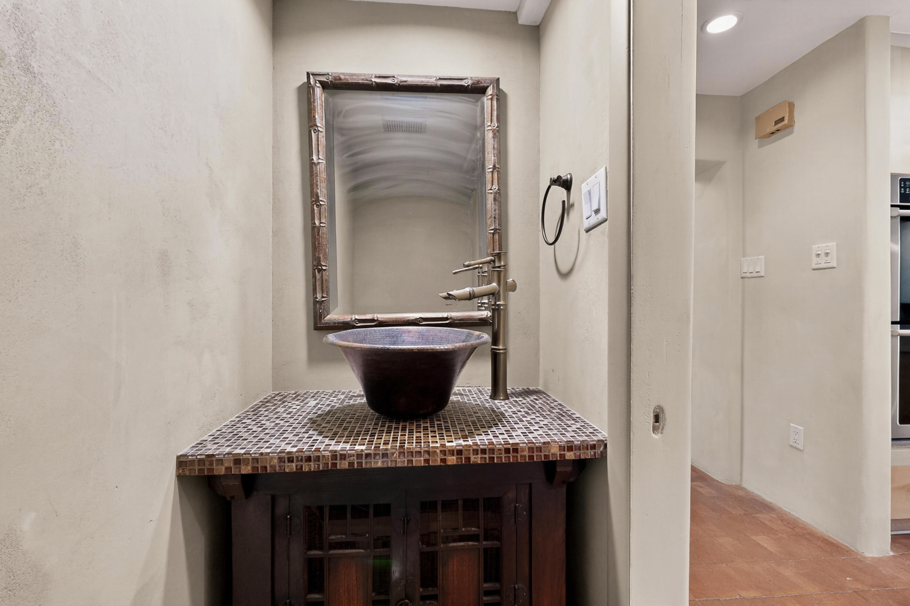 1025 GUADALUPE DEL PRADO Street NW