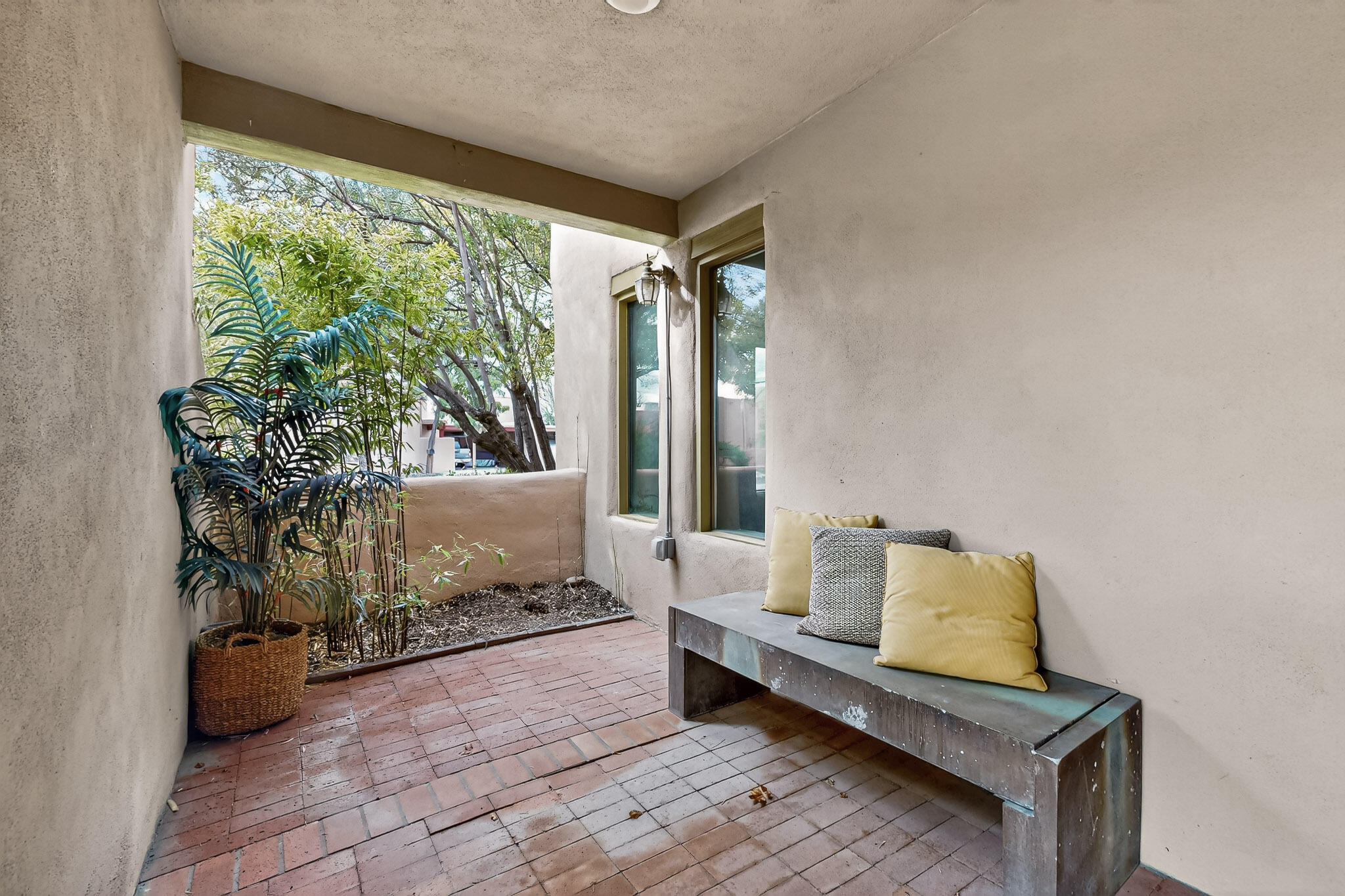 1025 GUADALUPE DEL PRADO Street NW