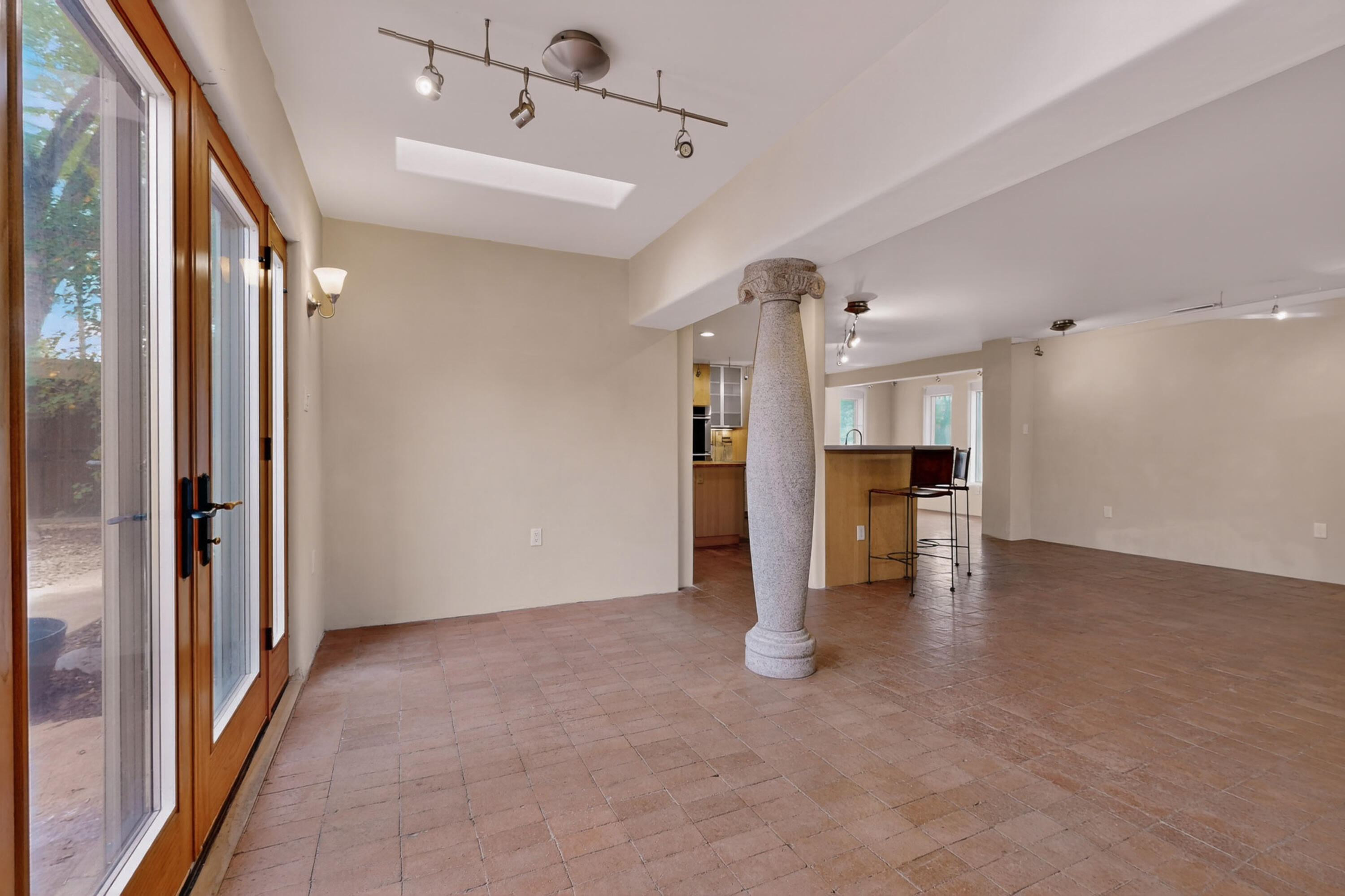 1025 GUADALUPE DEL PRADO Street NW