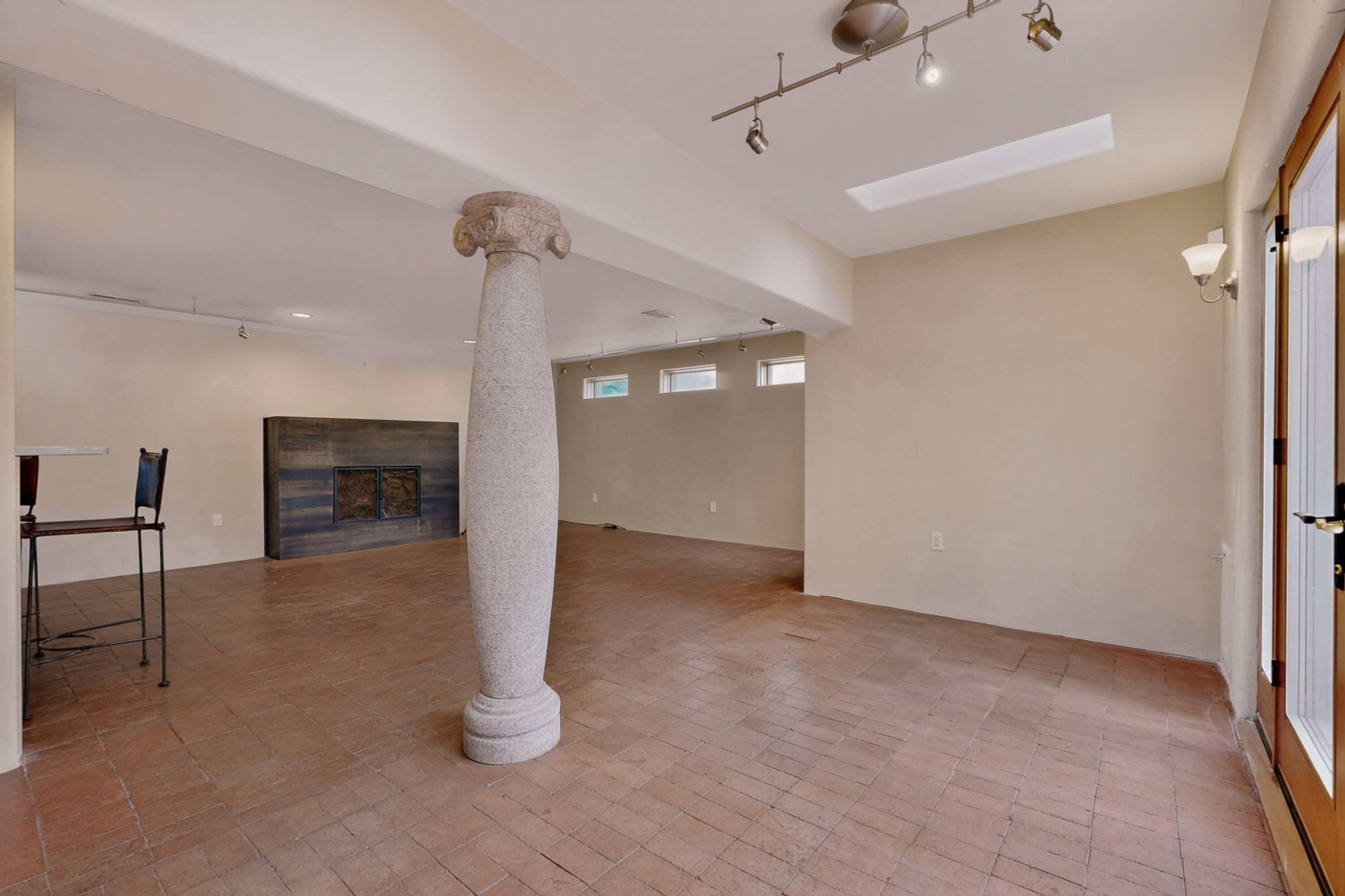 1025 GUADALUPE DEL PRADO Street NW